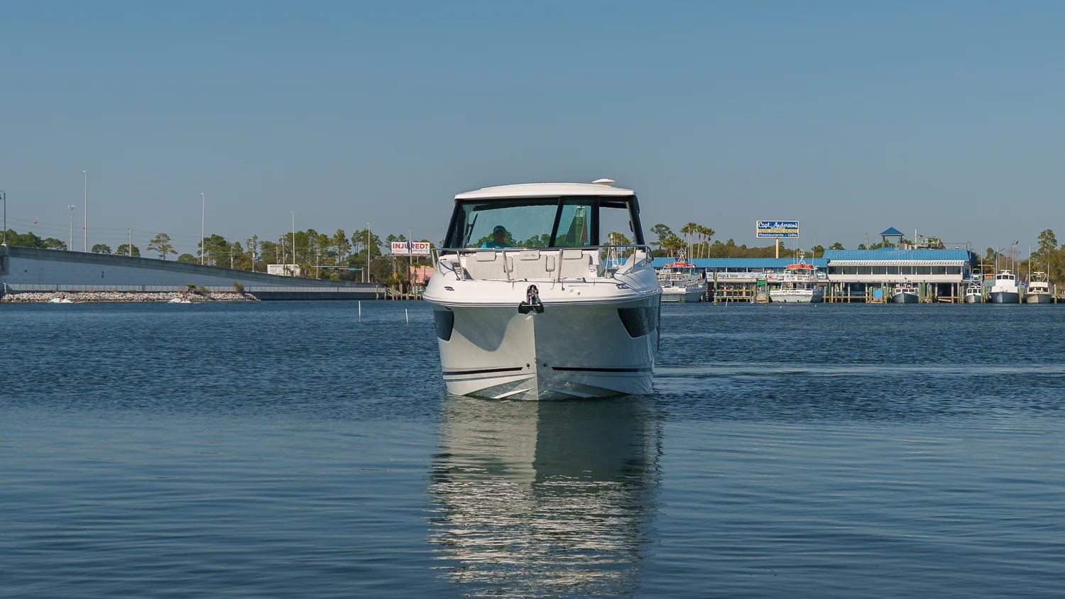 2026 Sea Ray Sundancer 320 Outboard Image Thumbnail #2