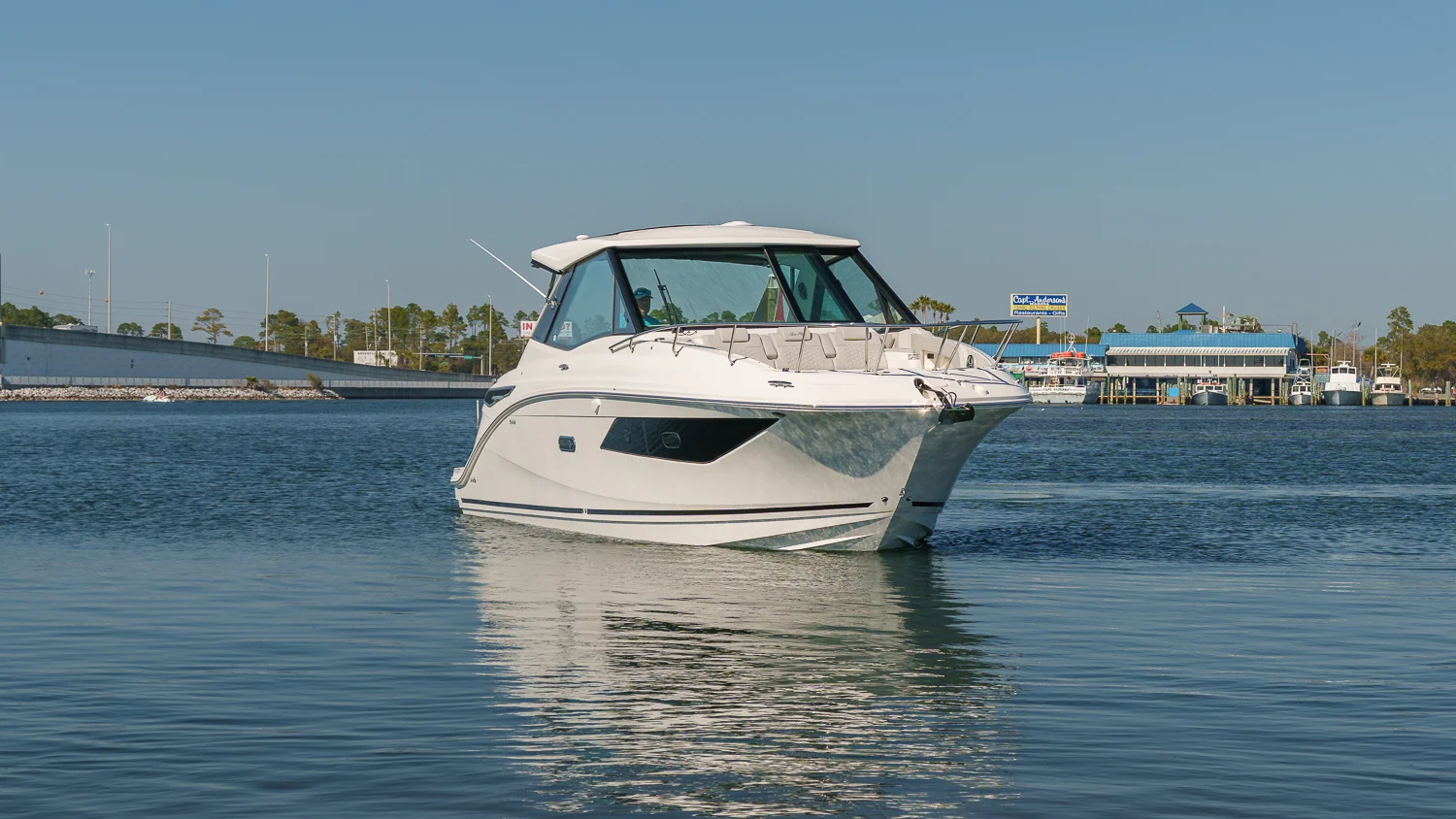 2026 Sea Ray Sundancer 320 Outboard Image Thumbnail #3