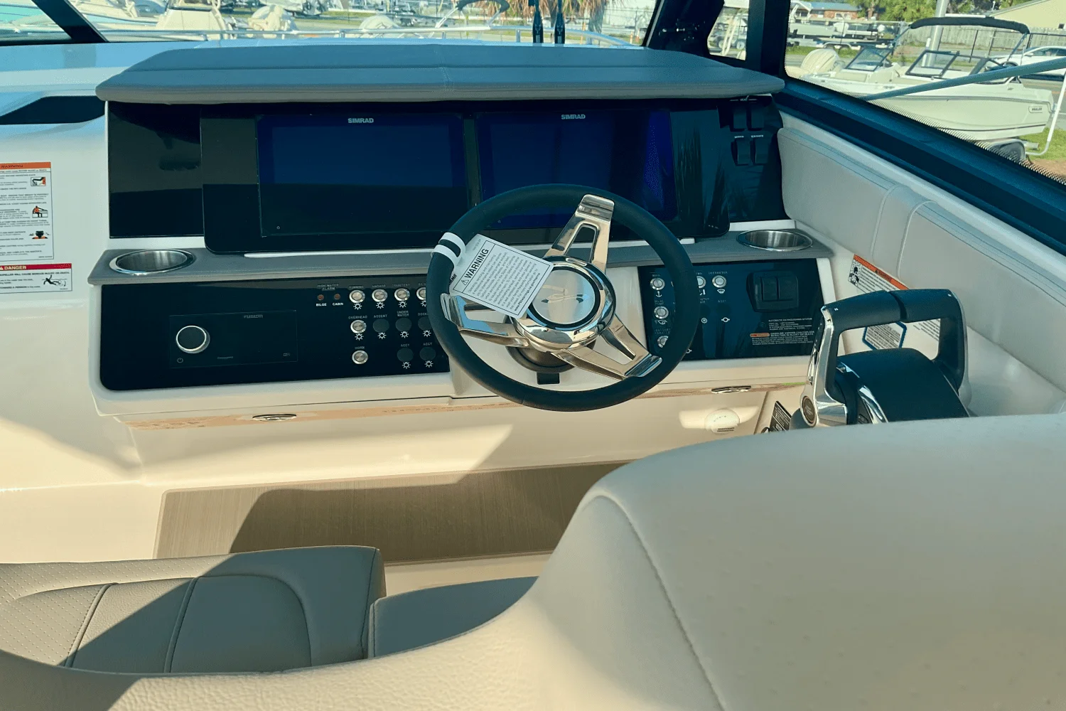 2026 Sea Ray Sundancer 320 Outboard Image Thumbnail #20