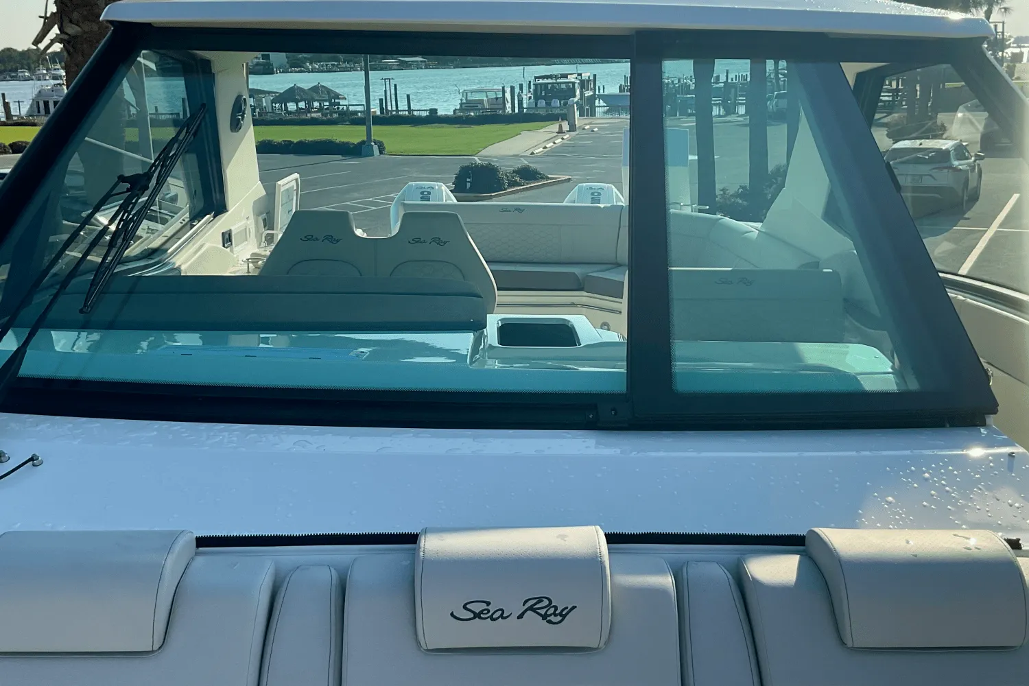 2026 Sea Ray Sundancer 320 Outboard Image Thumbnail #29