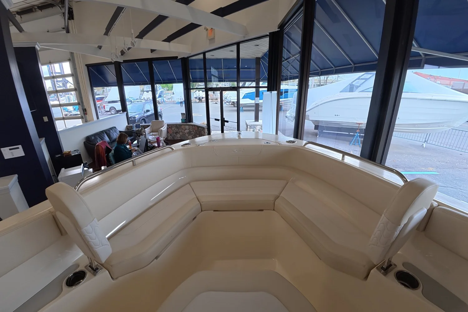 2026 Scout 215 XSF Image Thumbnail #36