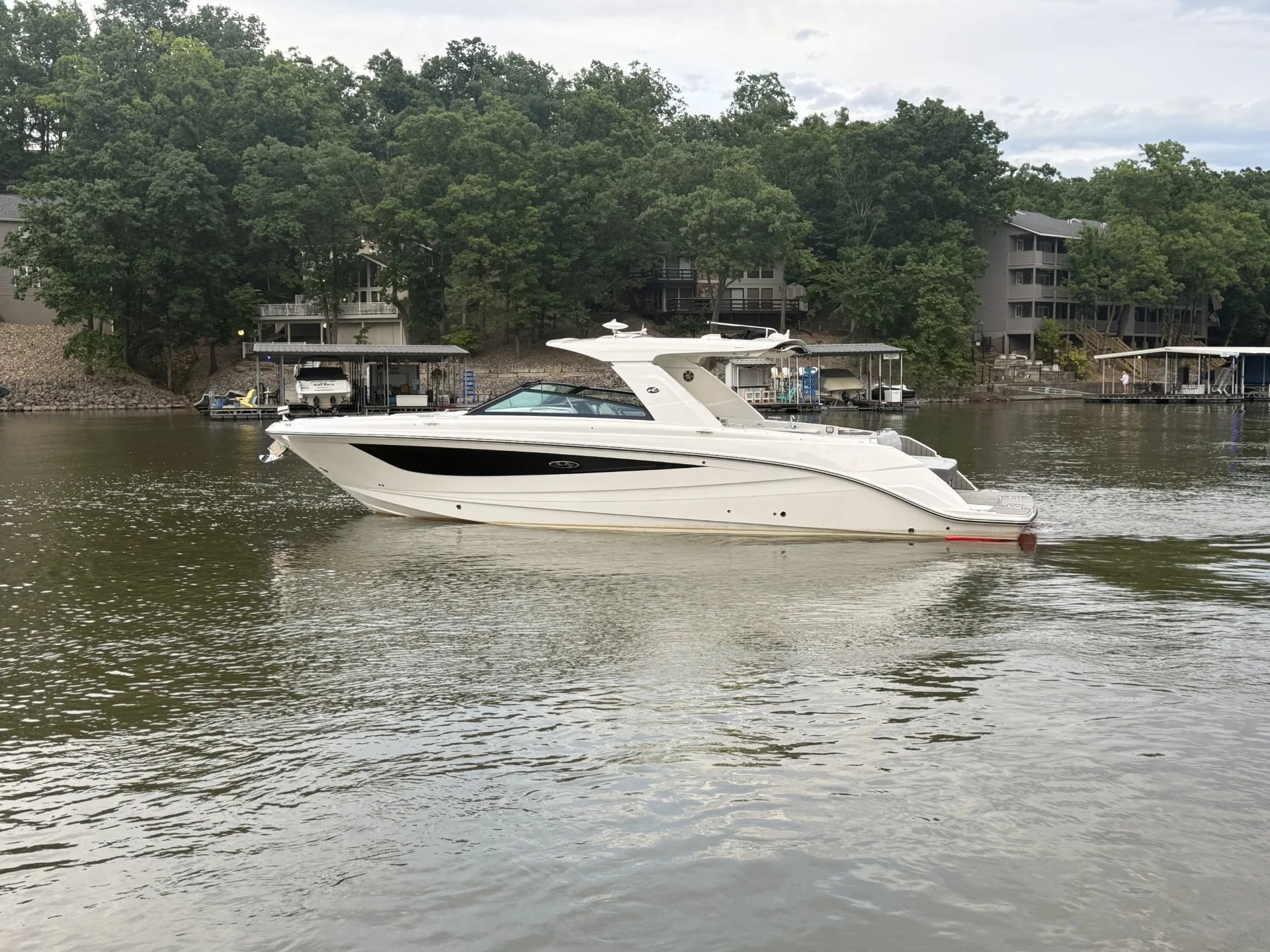 2026 Sea Ray SLX 400 Image Thumbnail #0