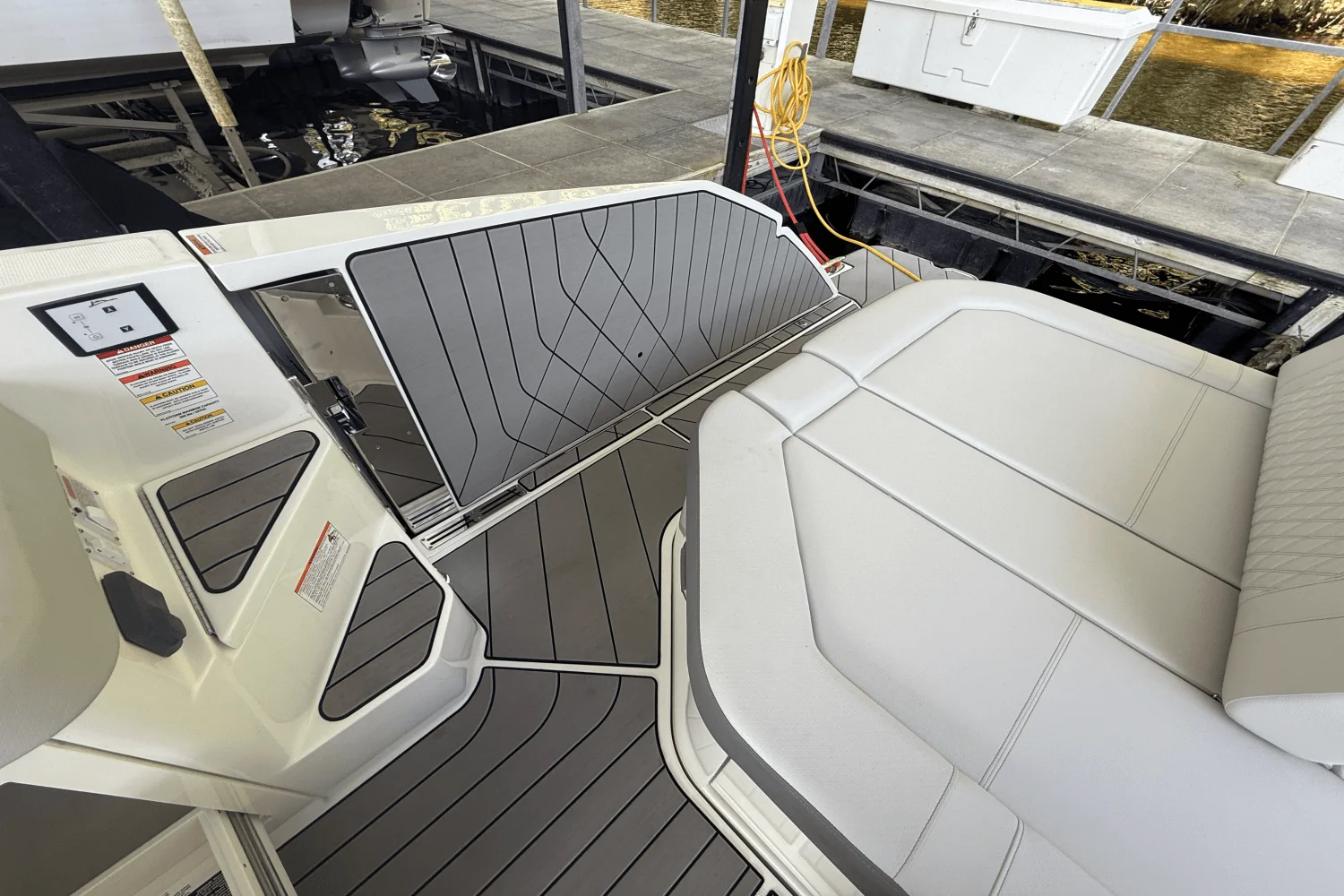 2026 Sea Ray SLX 400 Image Thumbnail #23