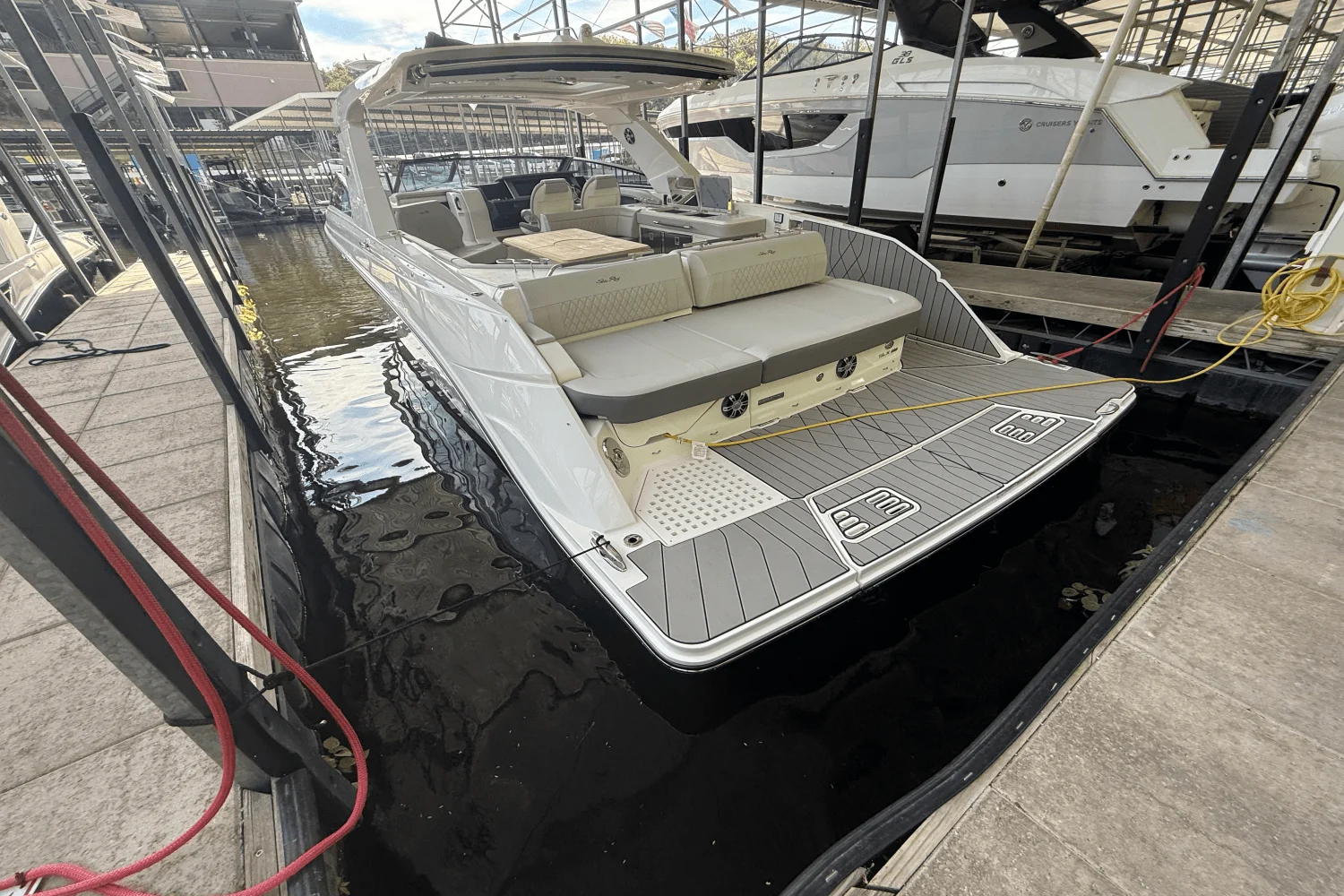 2026 Sea Ray SLX 400 Image Thumbnail #14