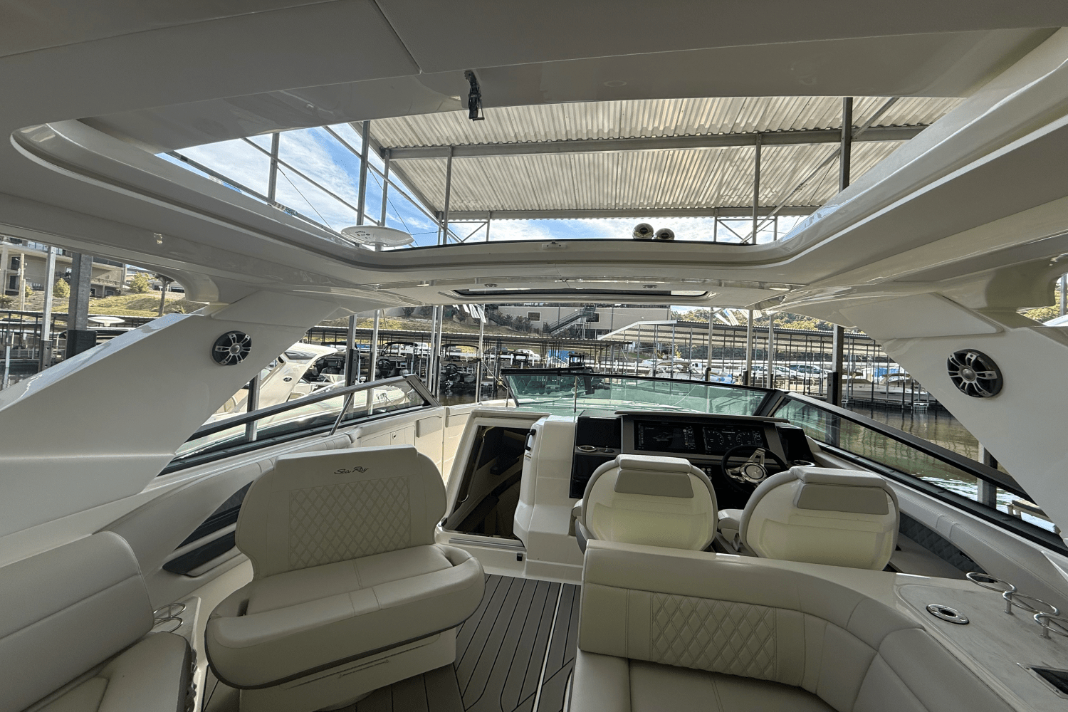 2026 Sea Ray SLX 400 Image Thumbnail #11