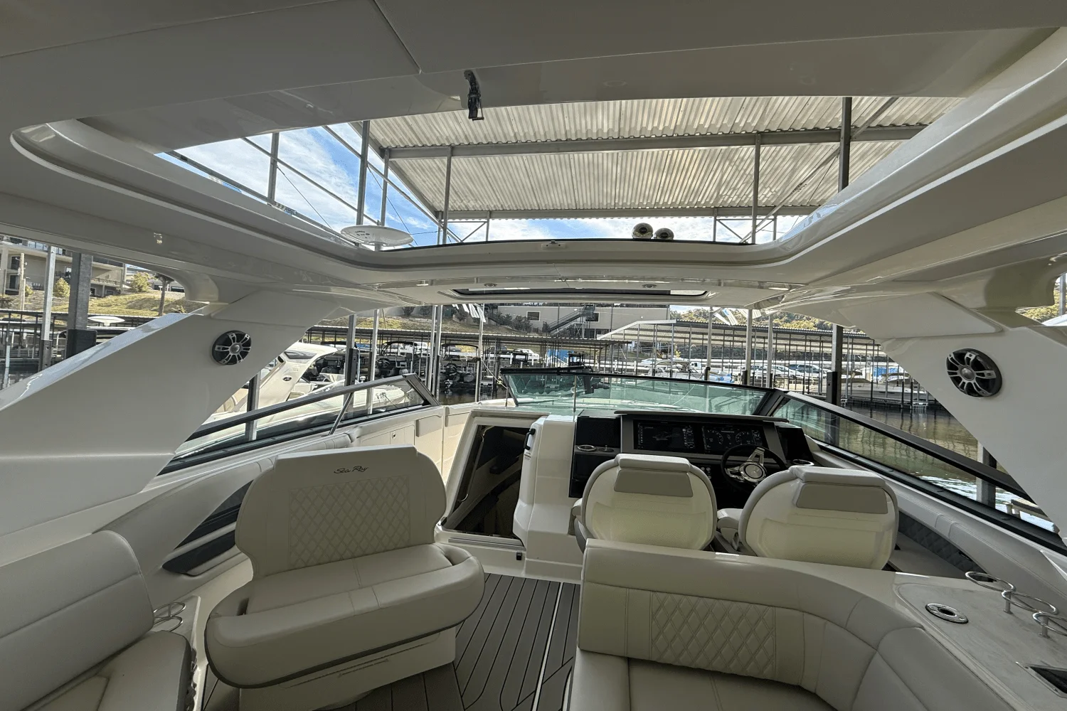 2026 Sea Ray SLX 400 Image Thumbnail #11