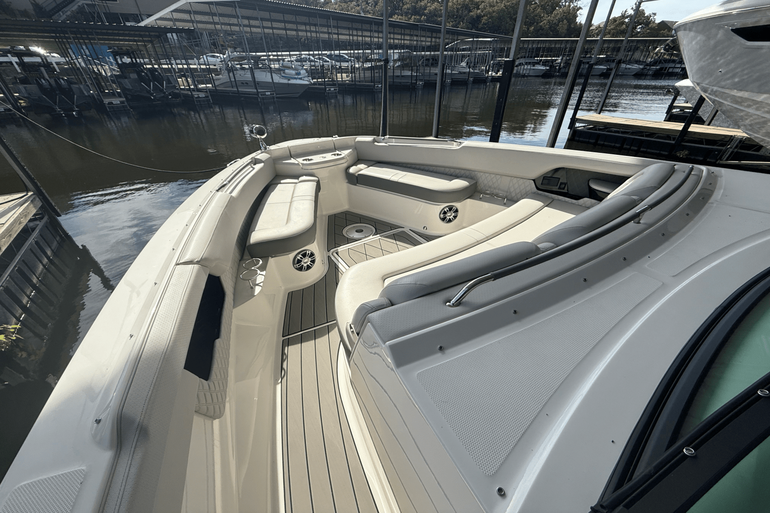 2026 Sea Ray SLX 400 Image Thumbnail #27