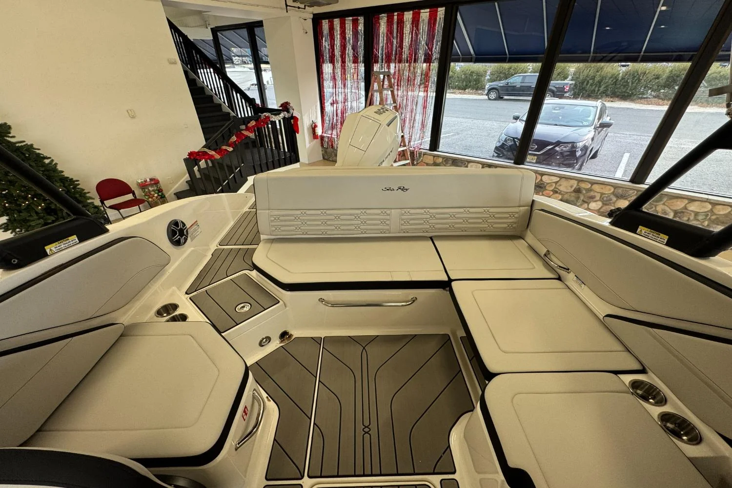 2026 Sea Ray SPX 210 Outboard Image Thumbnail #11