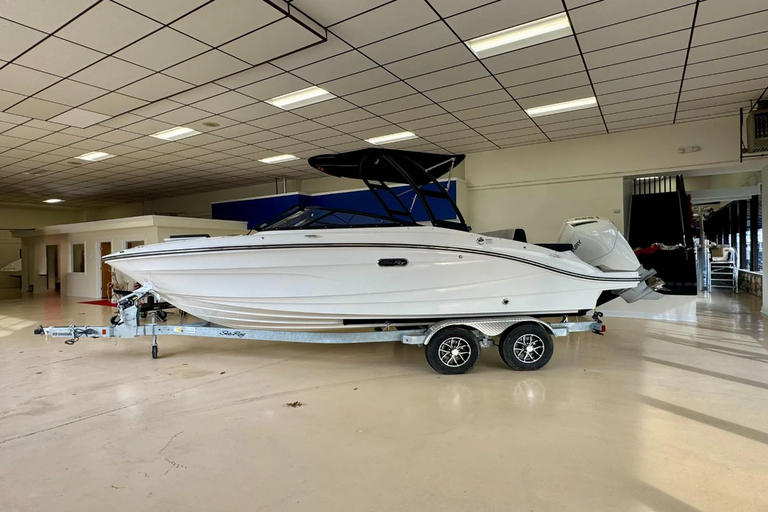 2026 Sea Ray SPX 210 Outboard Image Thumbnail #0