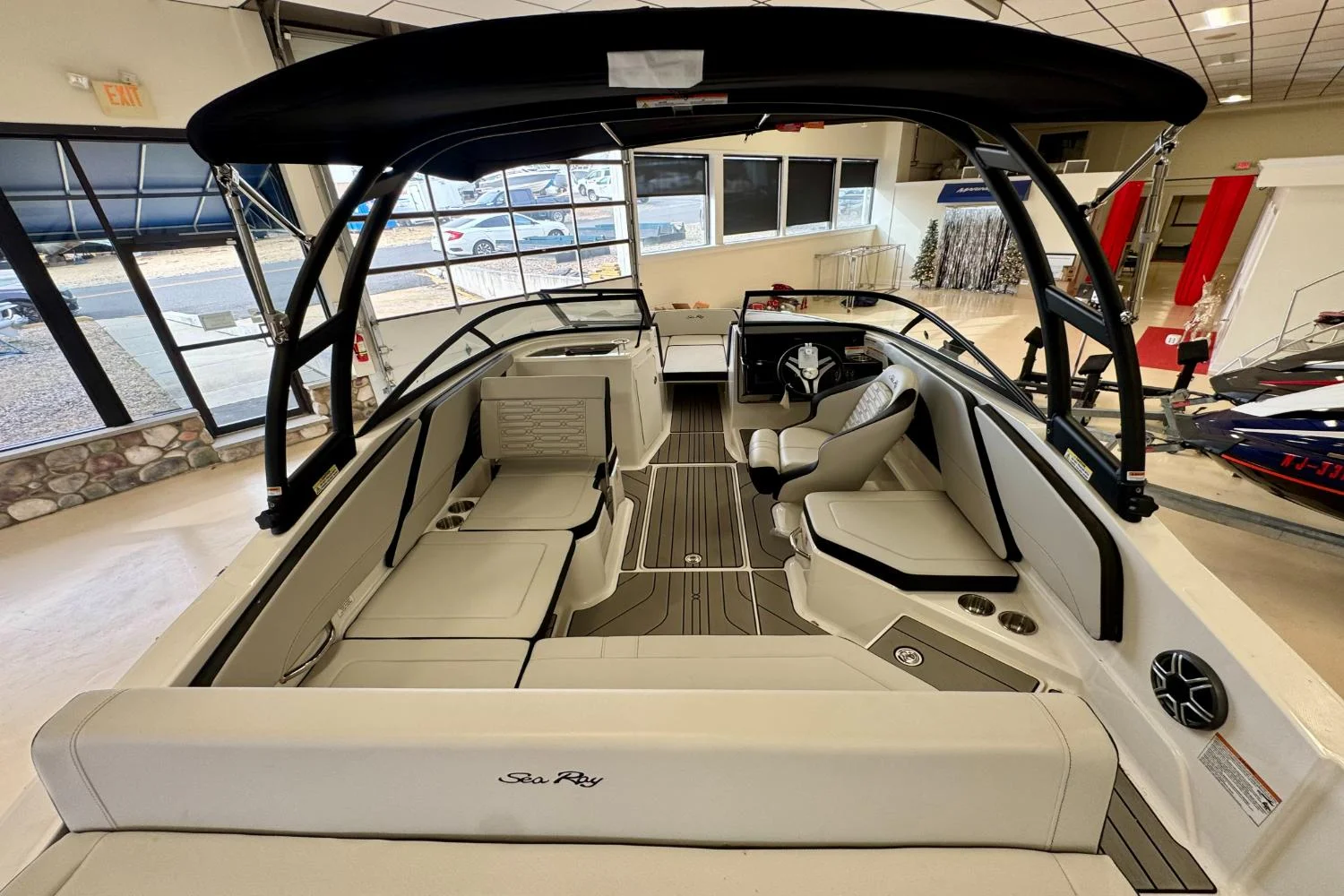 2026 Sea Ray SPX 210 Outboard Image Thumbnail #10