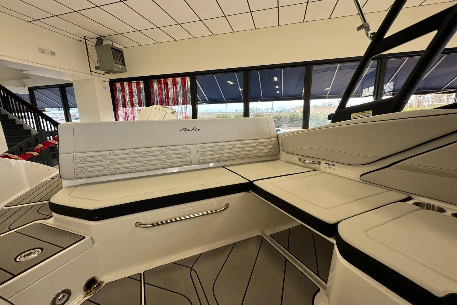 2026 Sea Ray SPX 210 Outboard Image Thumbnail #14