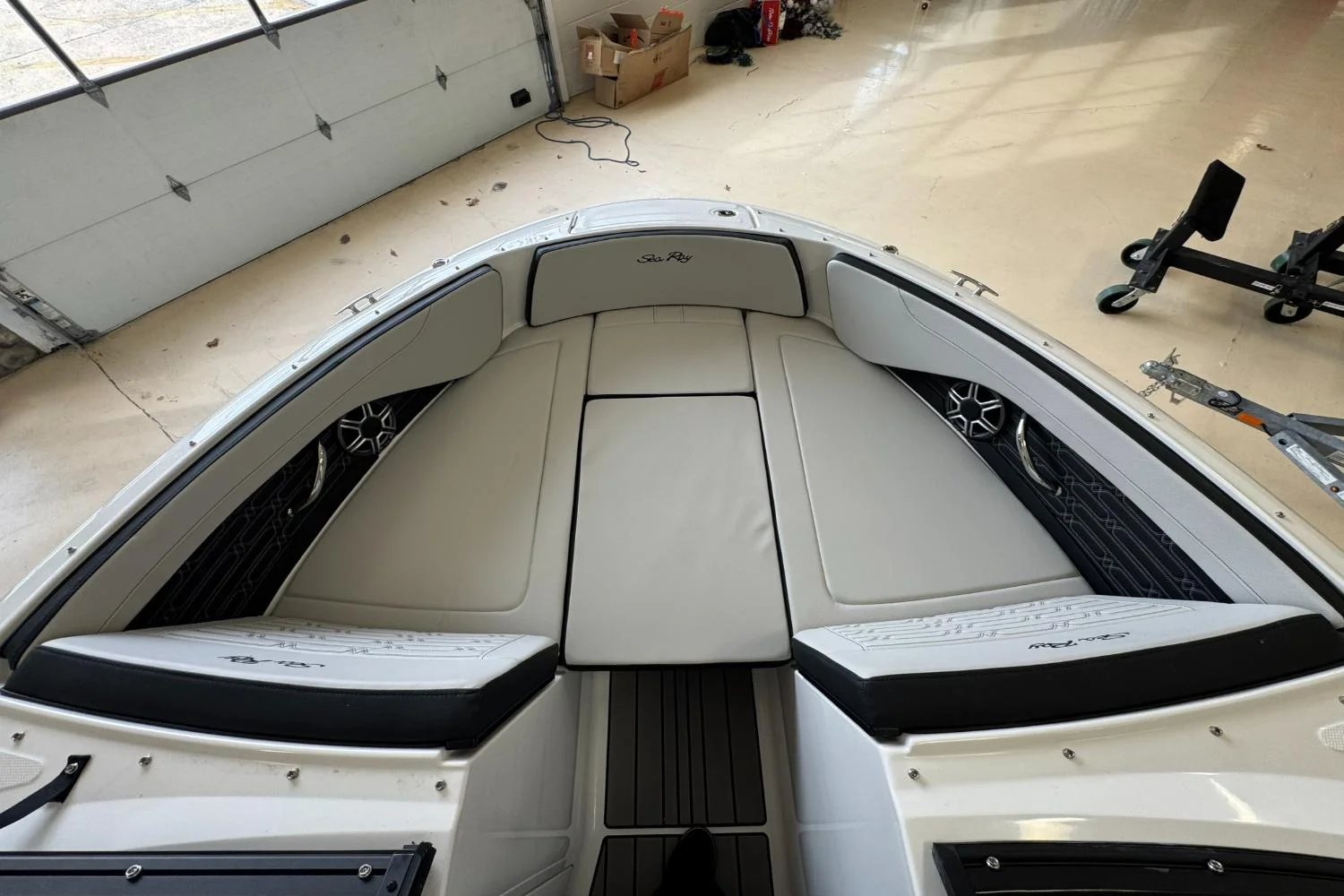 2026 Sea Ray SPX 210 Outboard Image Thumbnail #26