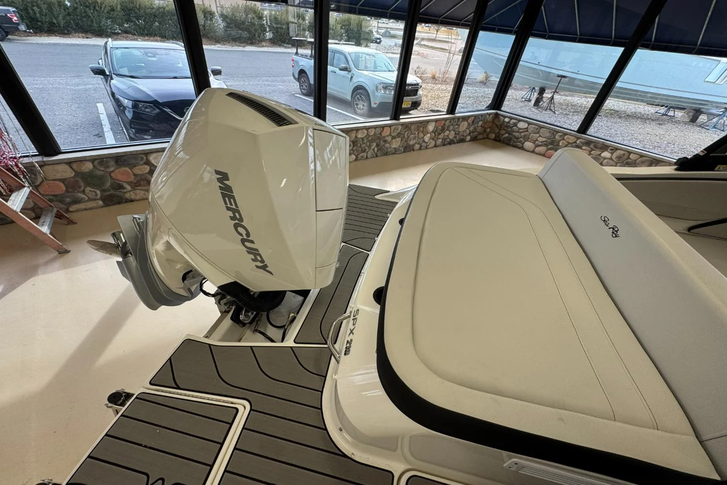 2026 Sea Ray SPX 210 Outboard Image Thumbnail #6