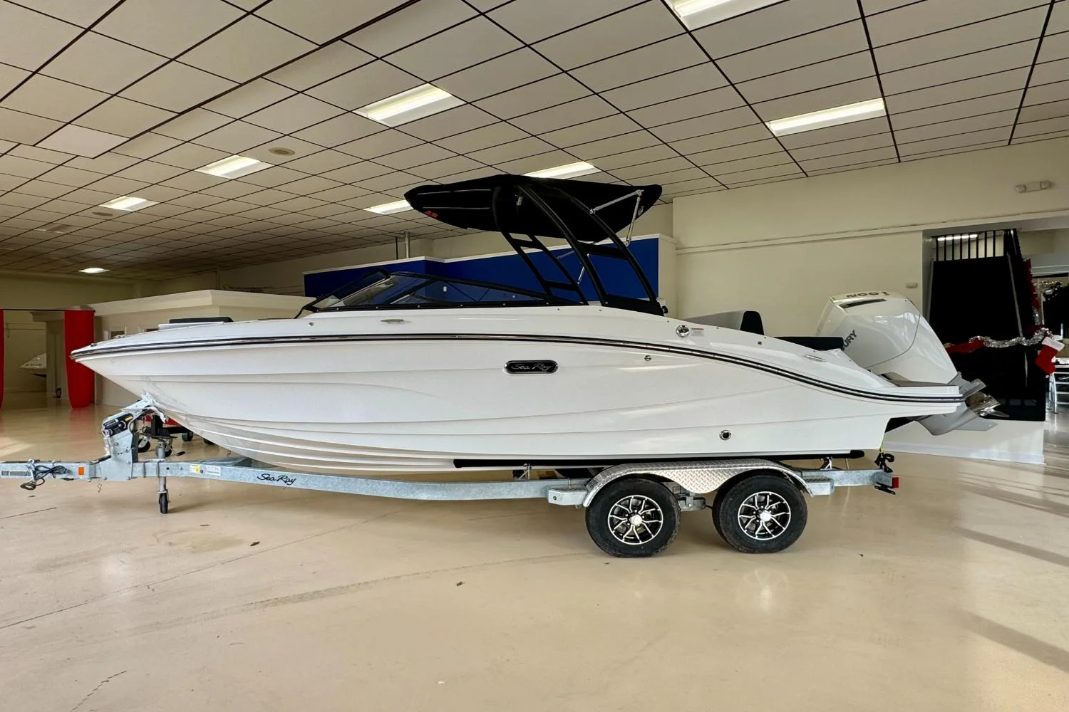 2026 Sea Ray SPX 210 Outboard Image Thumbnail #1