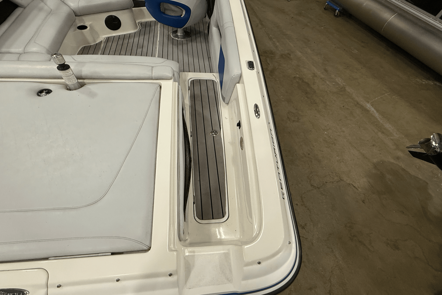 2004 Centurion AVALANCHE C4 Image Thumbnail #7