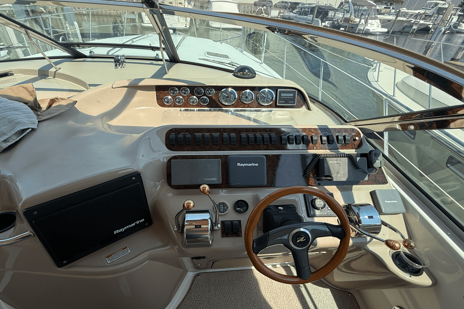 2000 Sea Ray 400 SUNDANCER Image Thumbnail #8