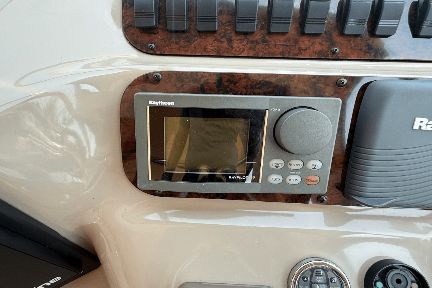 2000 Sea Ray 400 SUNDANCER Image Thumbnail #10