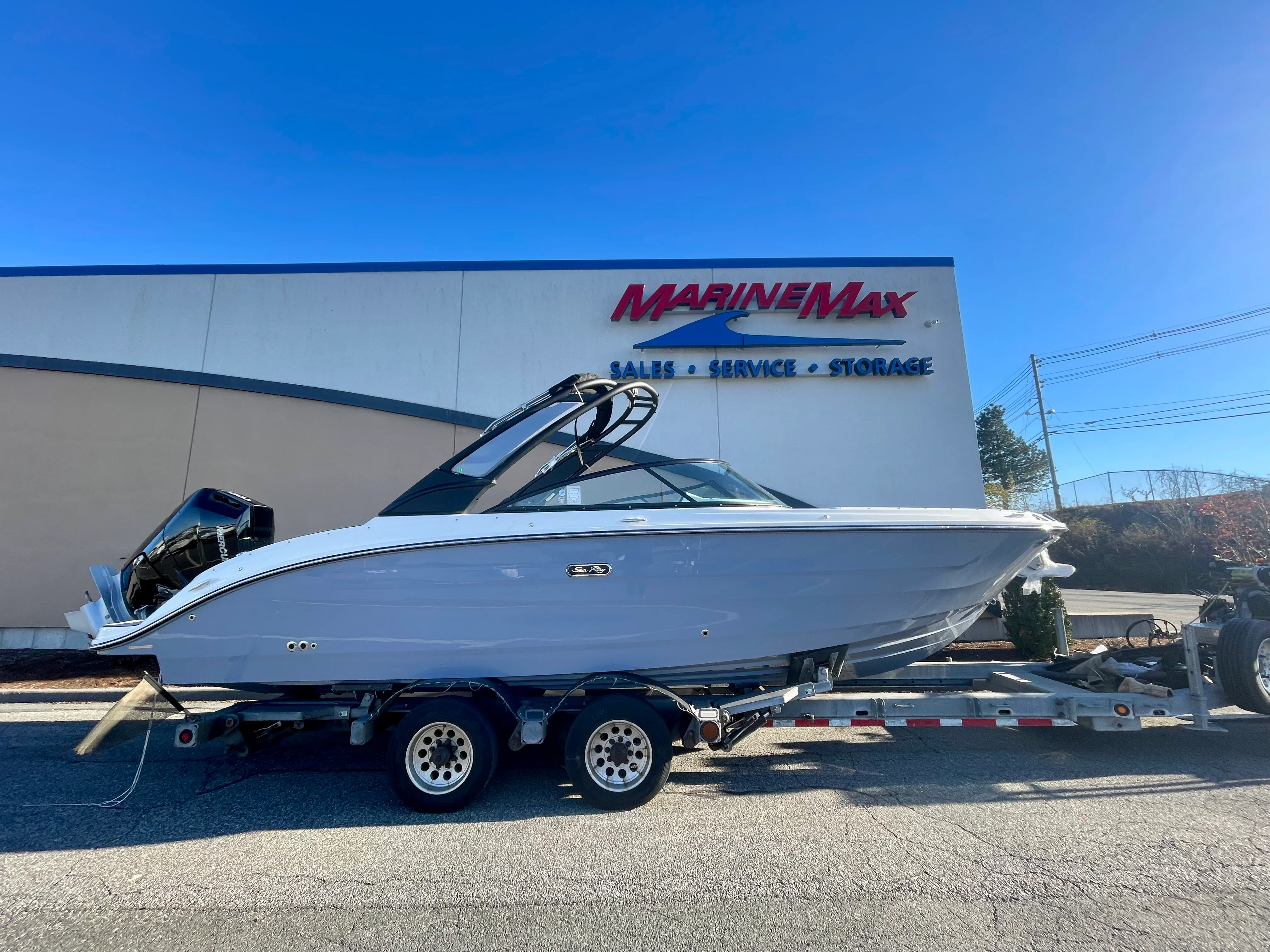 2026 Sea Ray SDX 270 Outboard Image Thumbnail #1