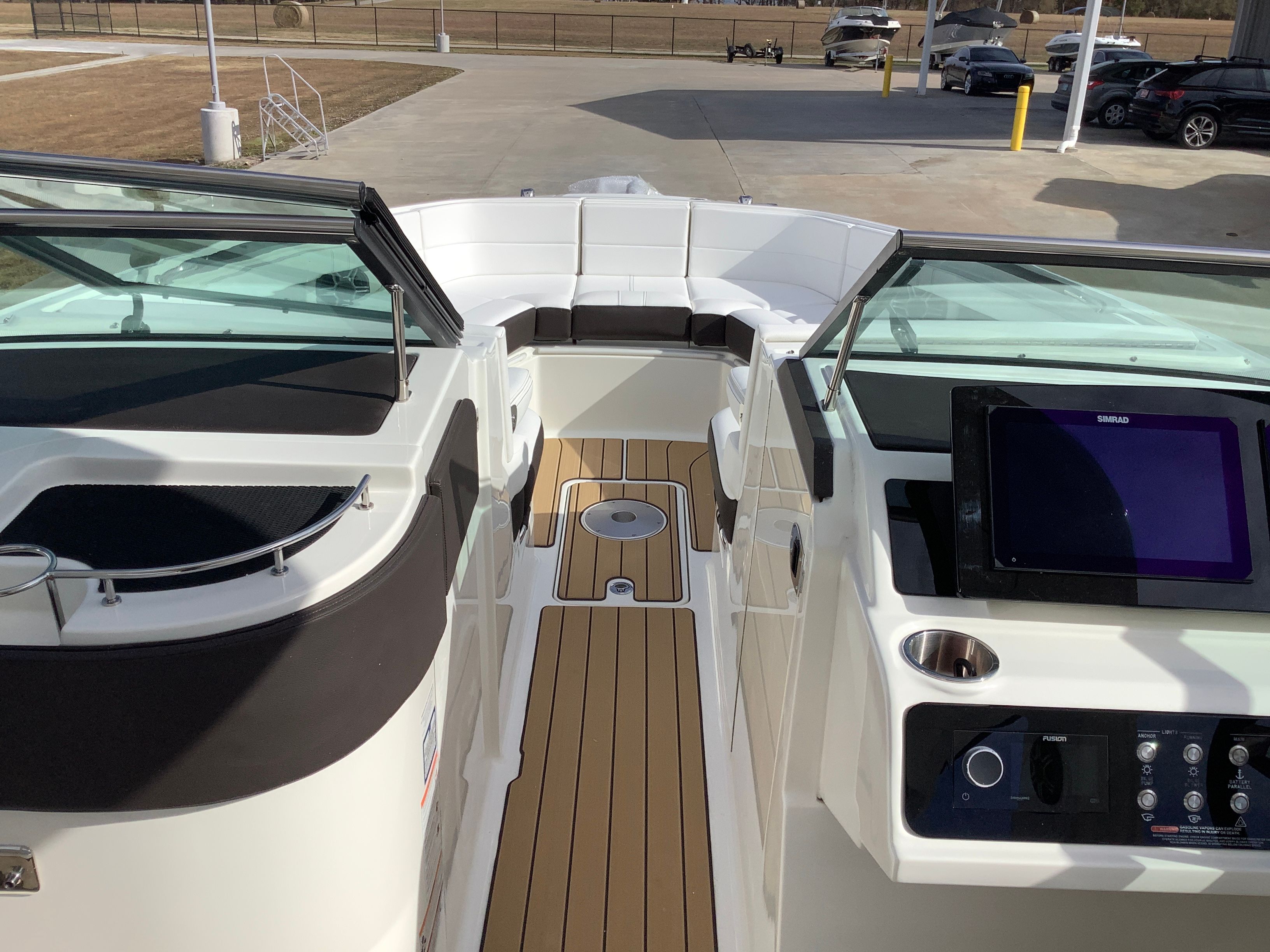 2026 Sea Ray SLX 310 Image Thumbnail #42