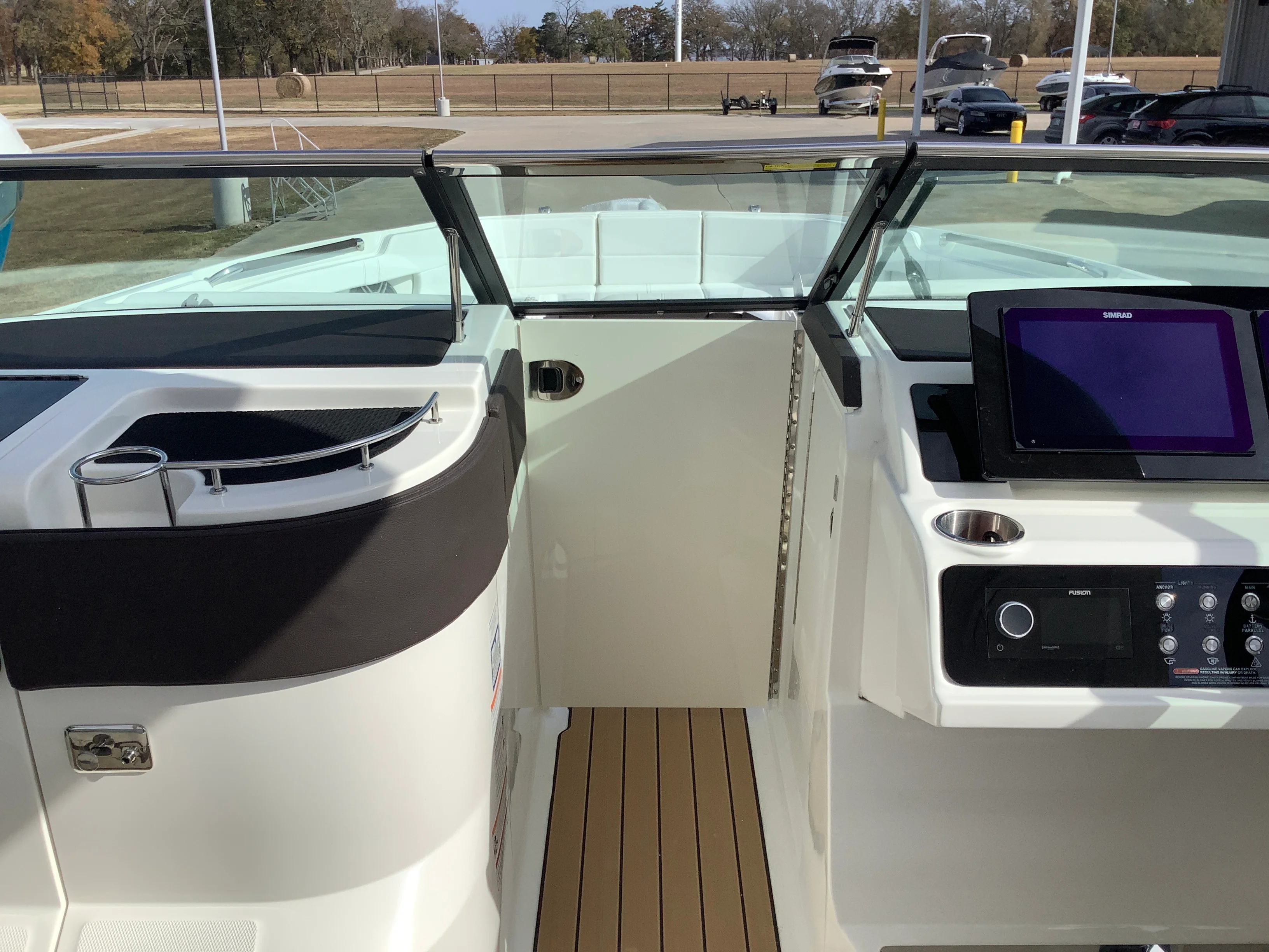 2026 Sea Ray SLX 310 Image Thumbnail #40