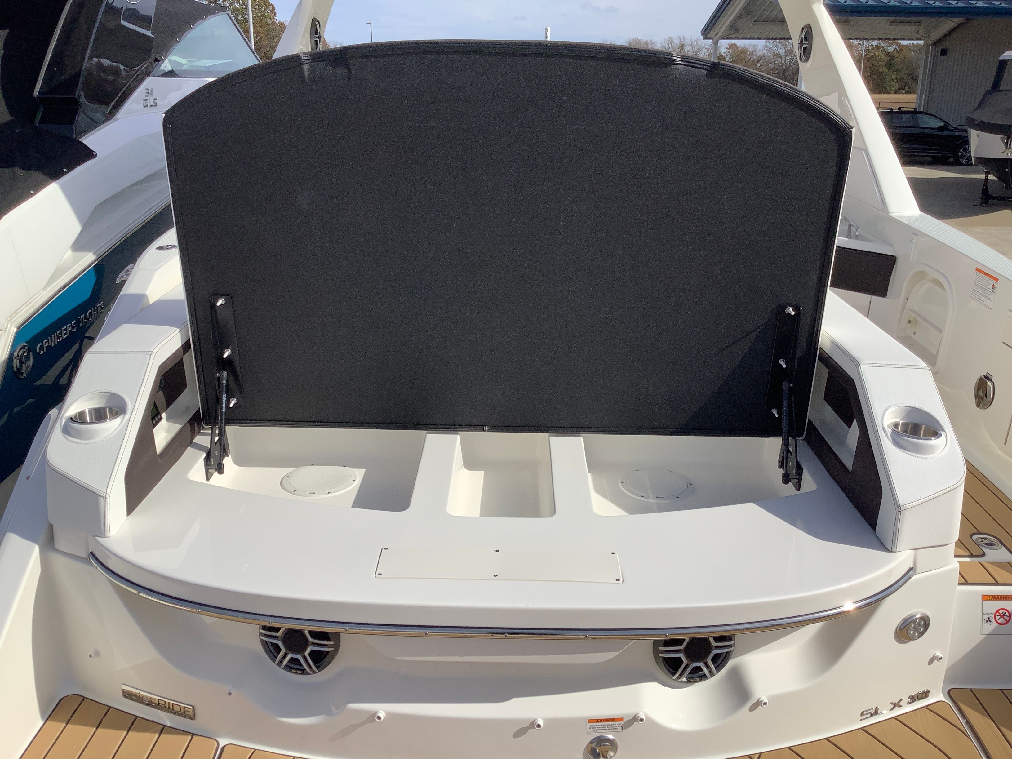 2026 Sea Ray SLX 310 Image Thumbnail #8