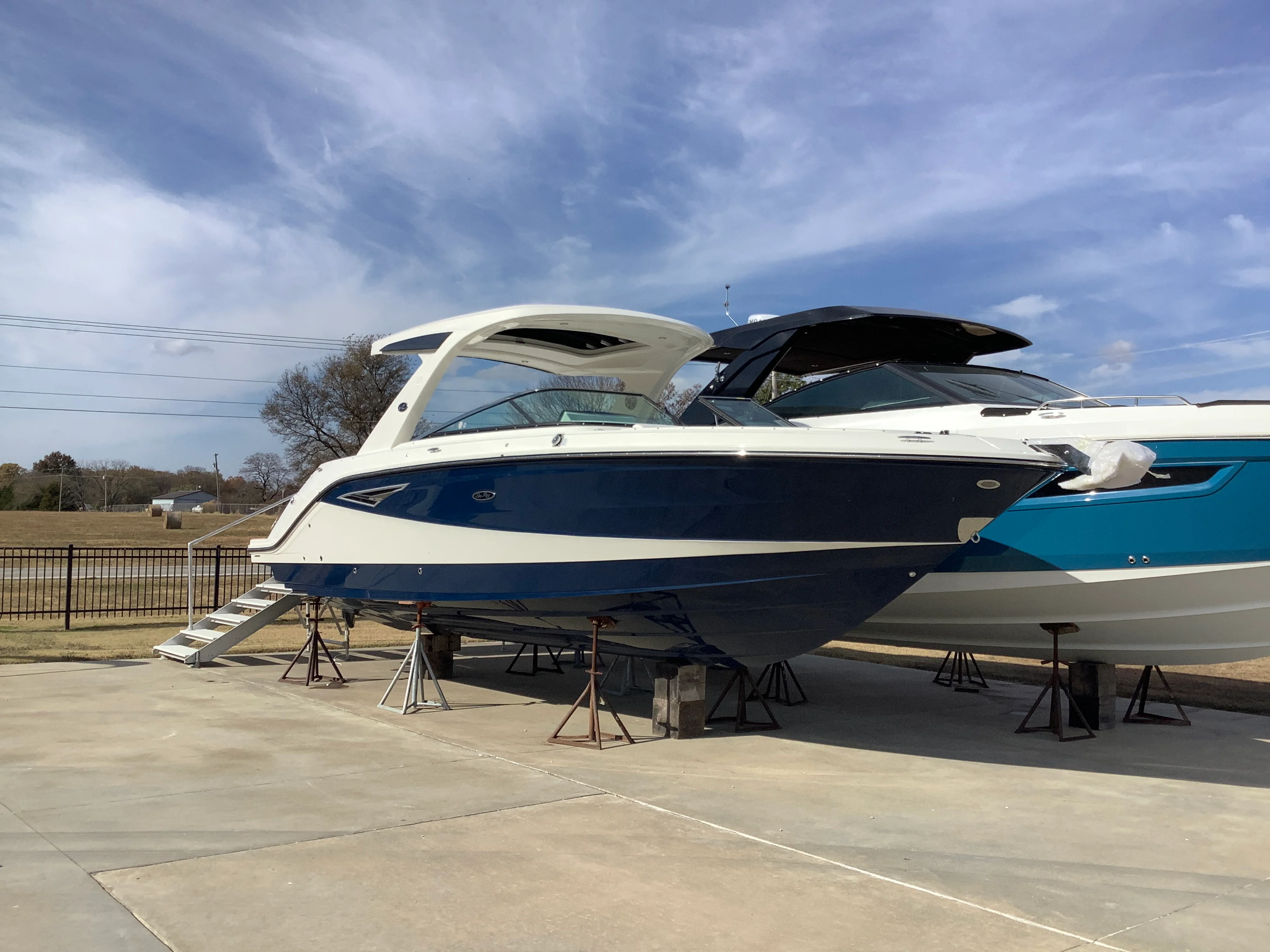 2026 Sea Ray SLX 310 Image Thumbnail #0