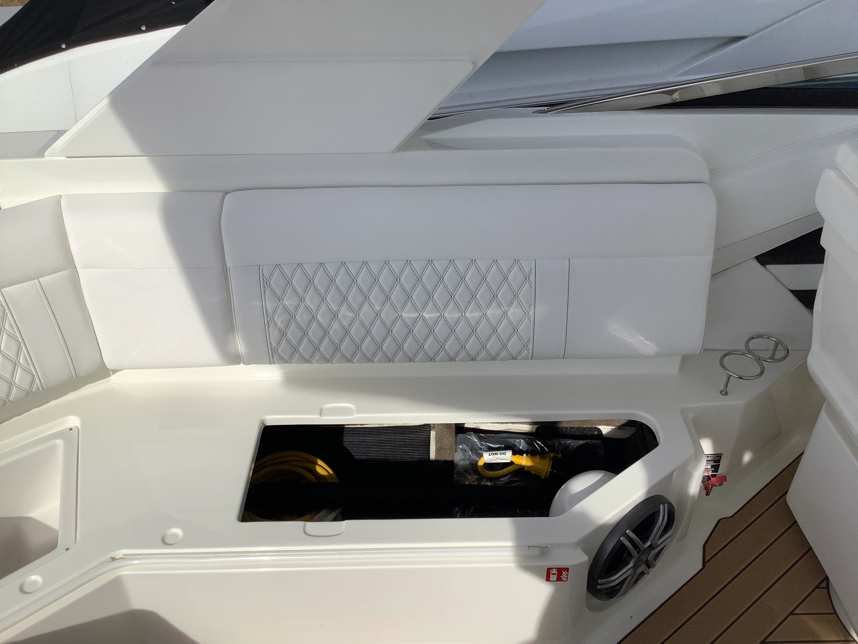 2026 Sea Ray SLX 310 Image Thumbnail #23