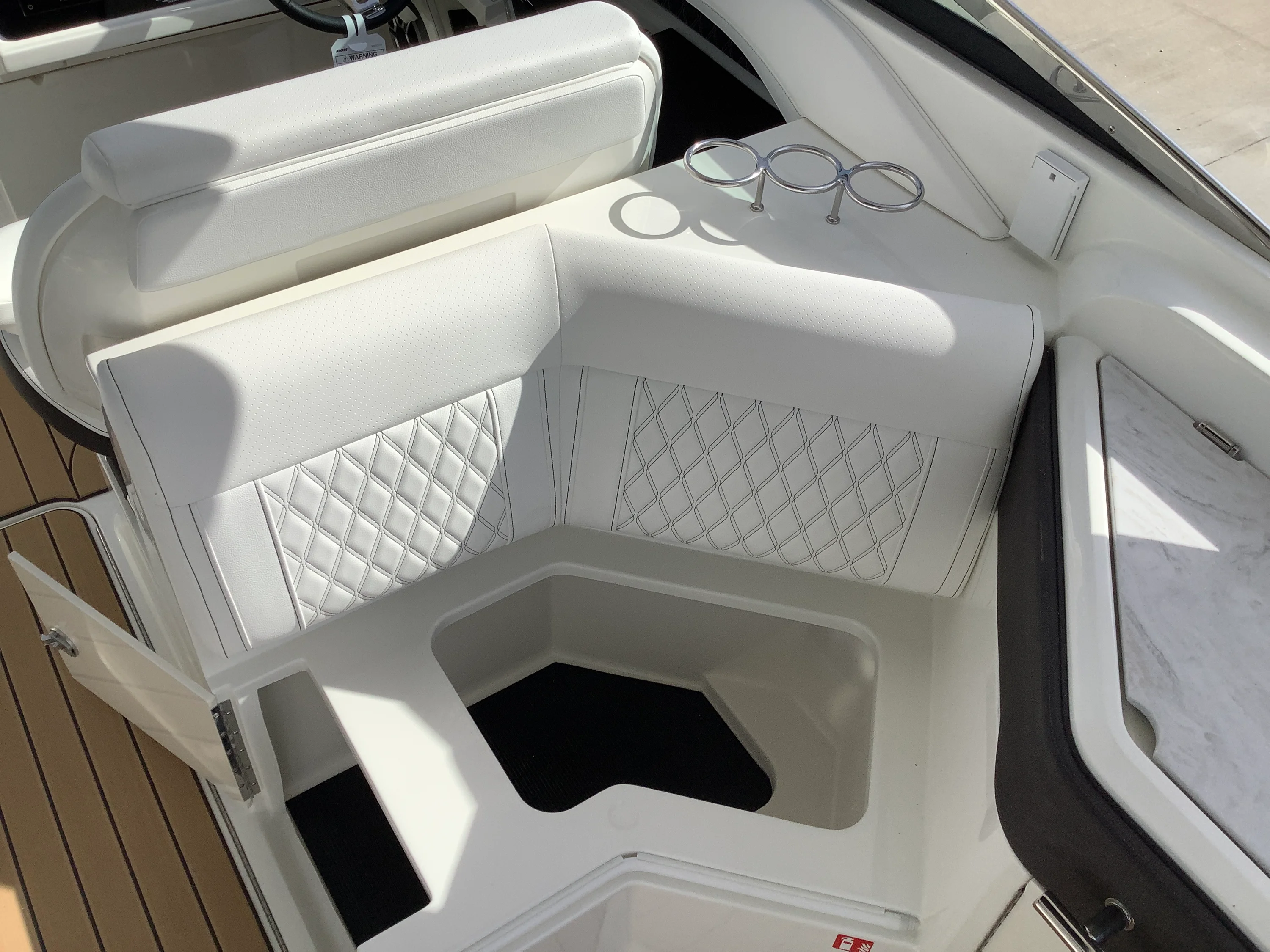 2026 Sea Ray SLX 310 Image Thumbnail #26