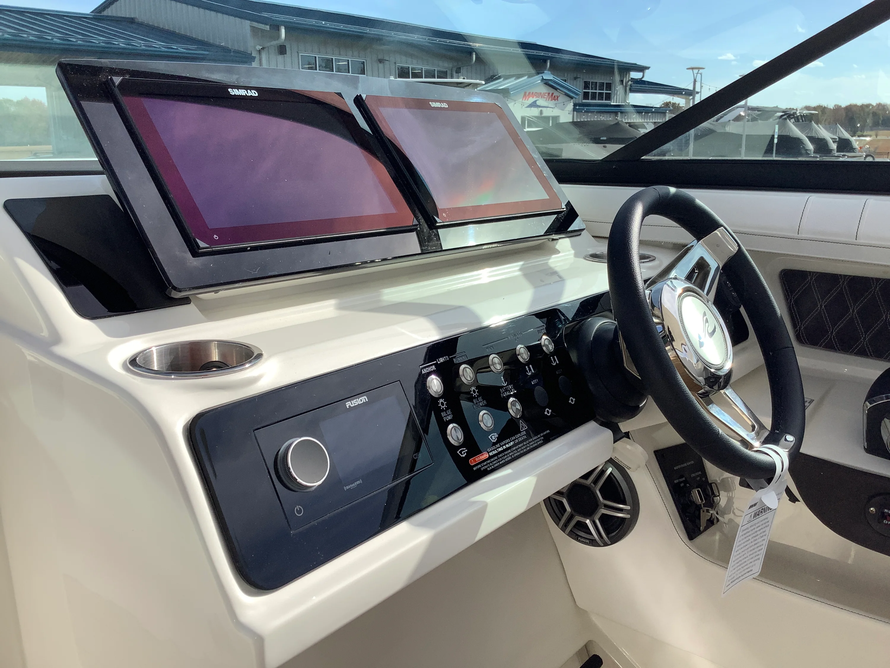 2026 Sea Ray SLX 310 Image Thumbnail #38