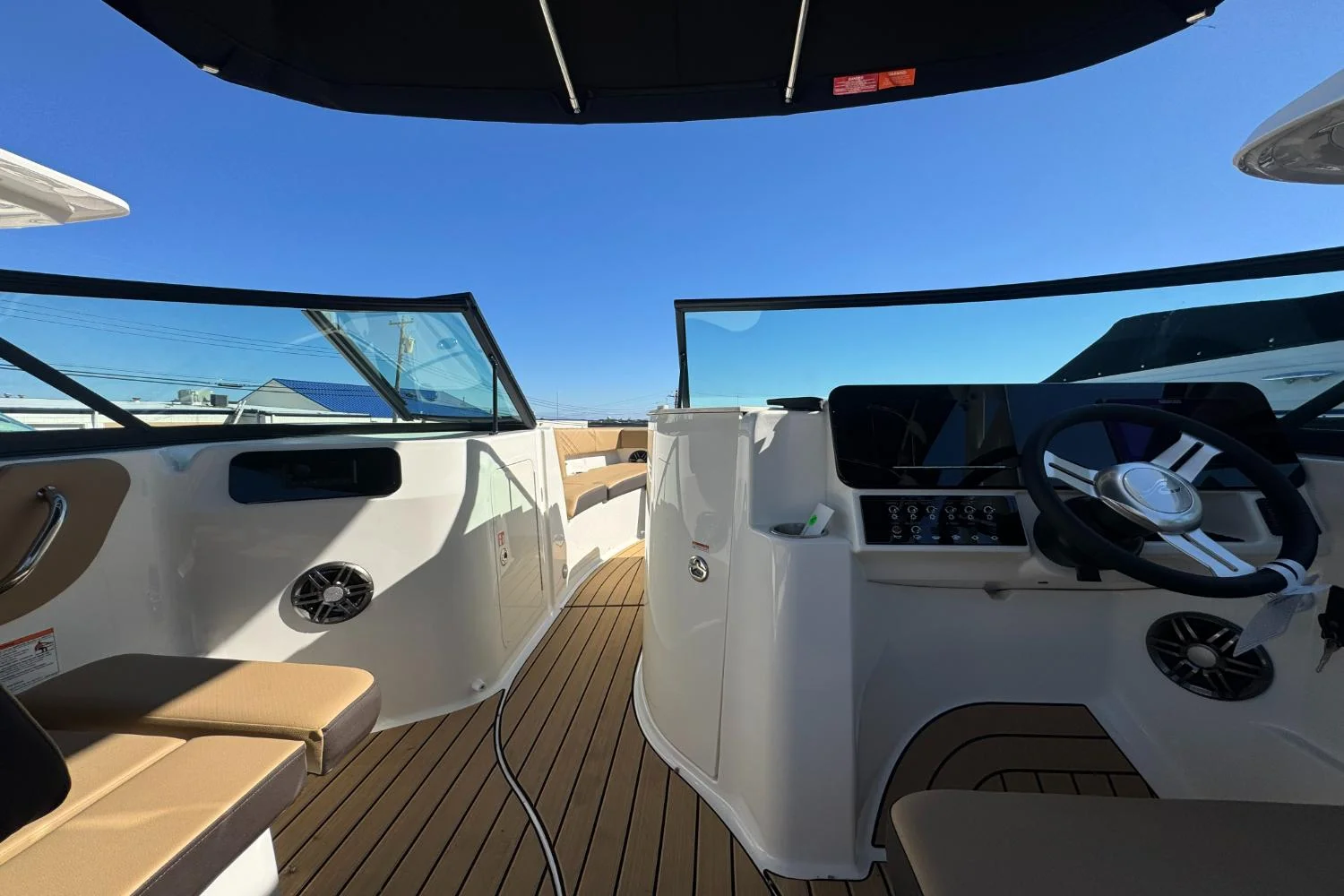 2026 Sea Ray SDX 230 Outboard Image Thumbnail #17