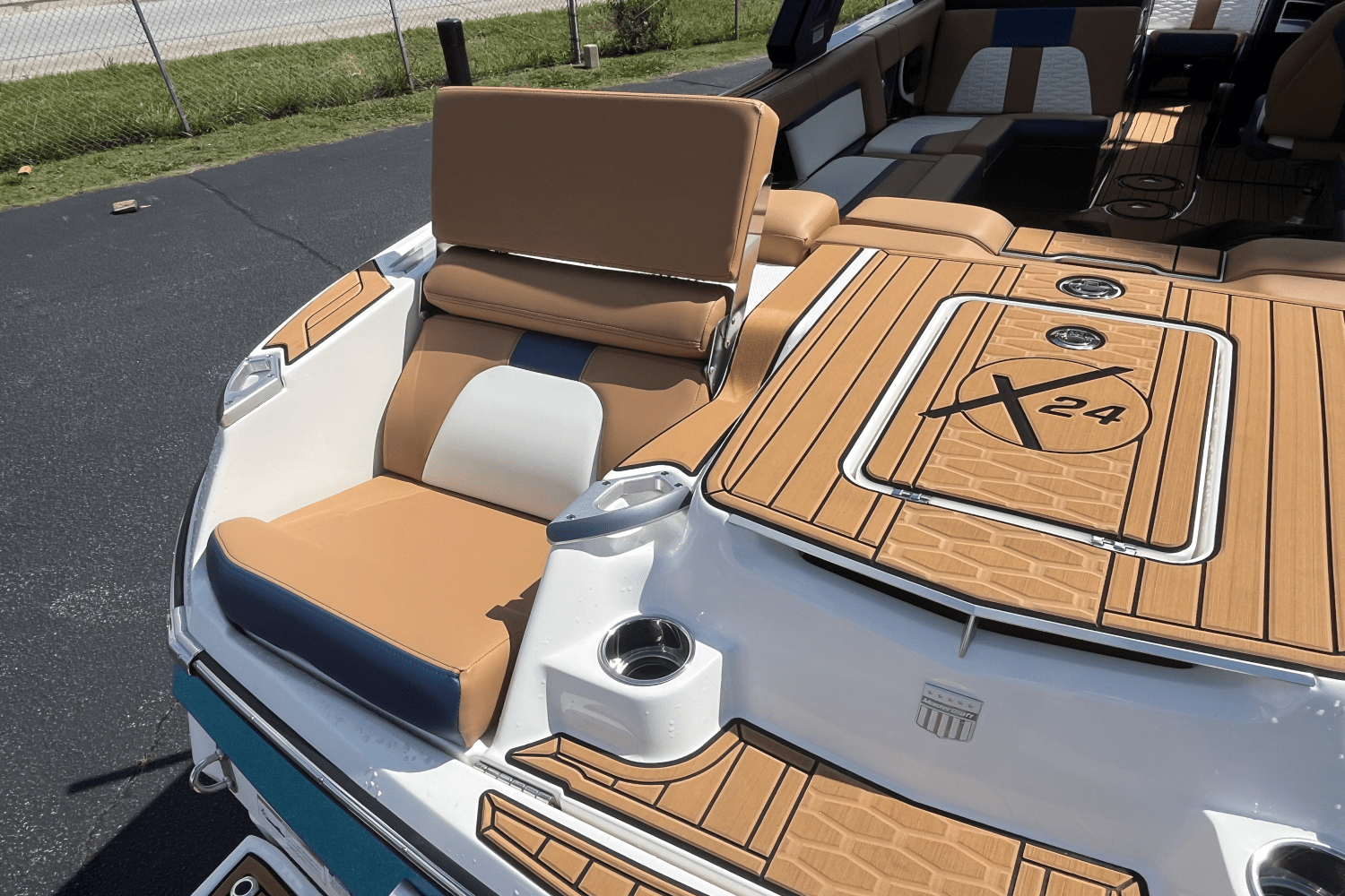 2024 Mastercraft X24 Image Thumbnail #10