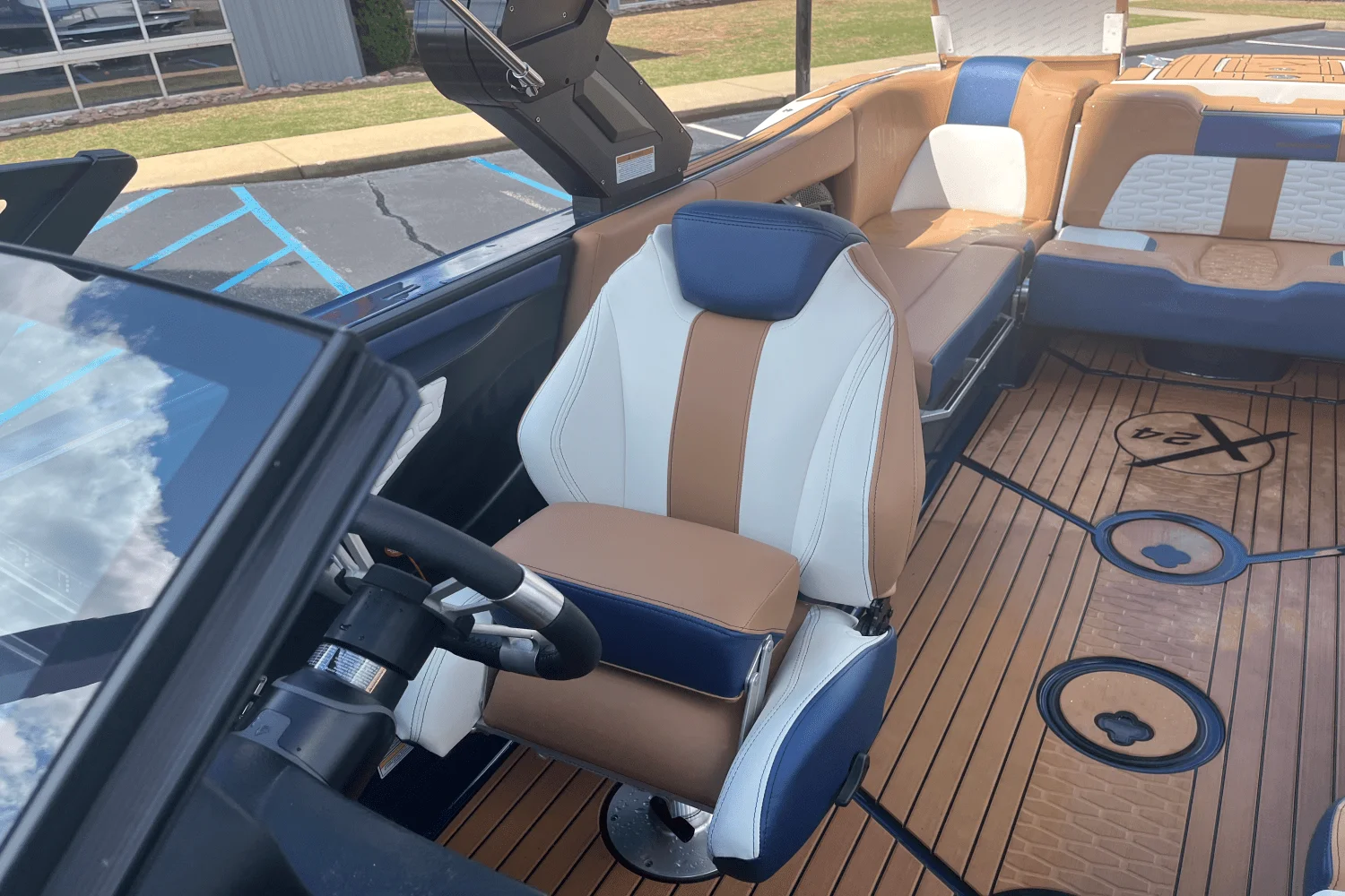 2024 Mastercraft X24 Image Thumbnail #17