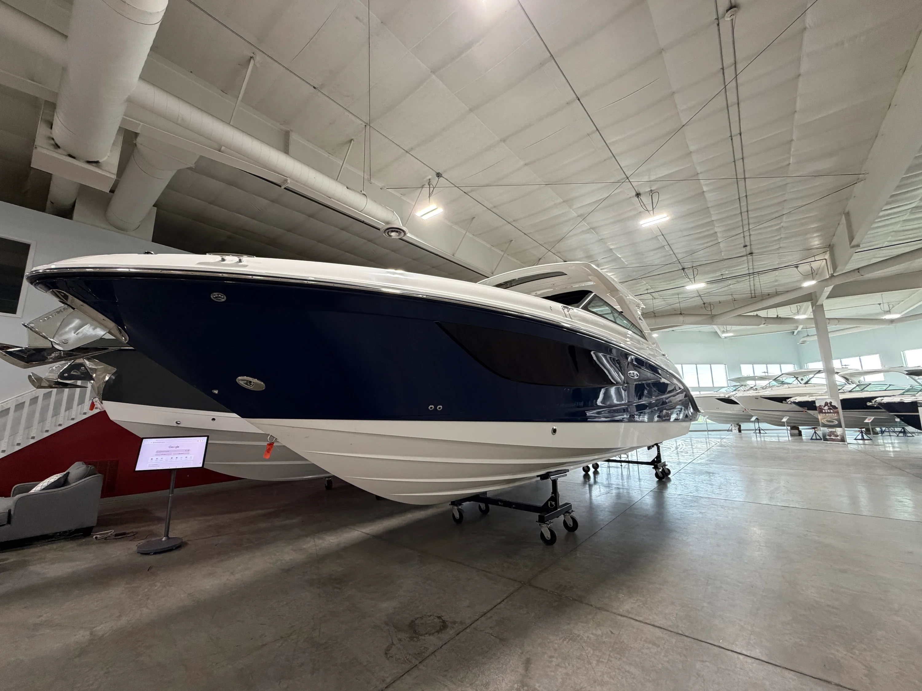 2026 Sea Ray SLX 400 Image Thumbnail #3
