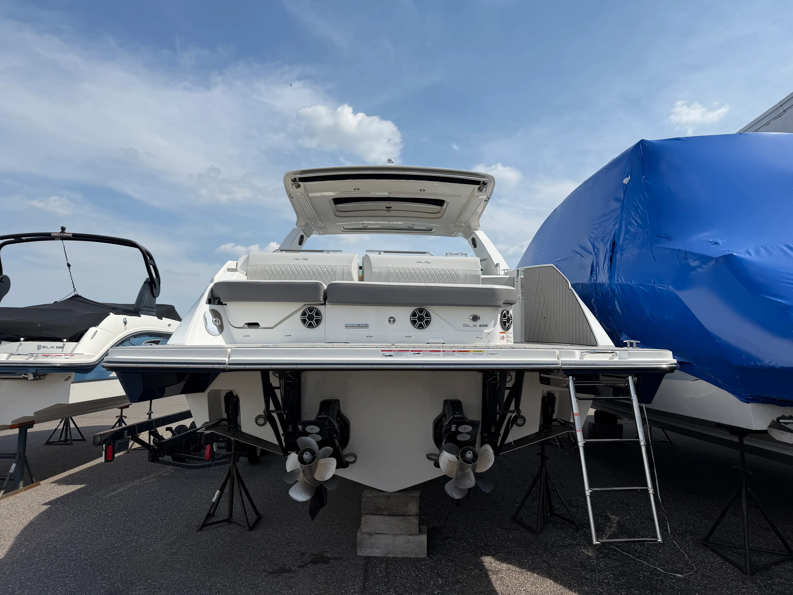 2026 Sea Ray SLX 400 Image Thumbnail #6