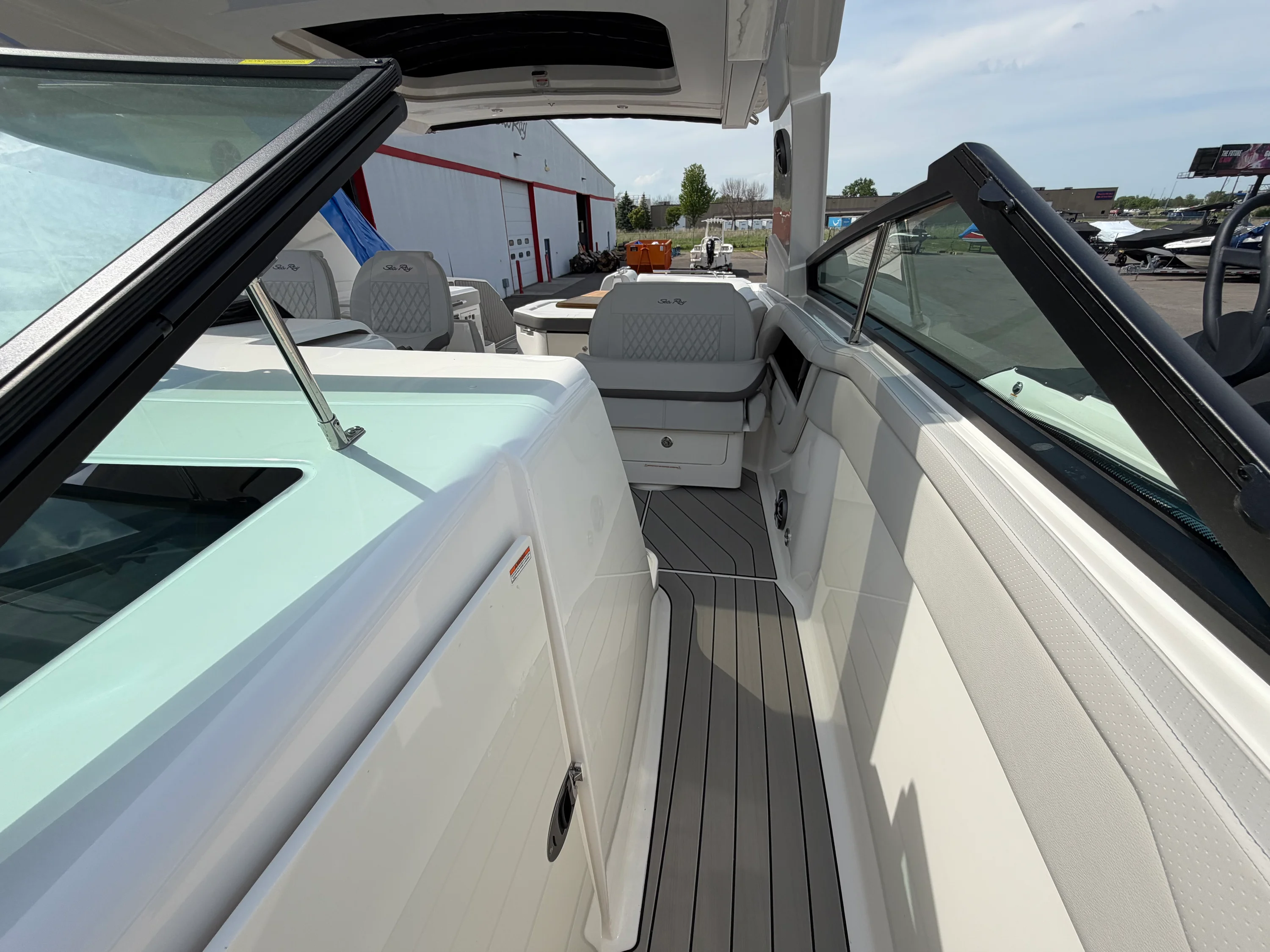 2026 Sea Ray SLX 400 Image Thumbnail #46