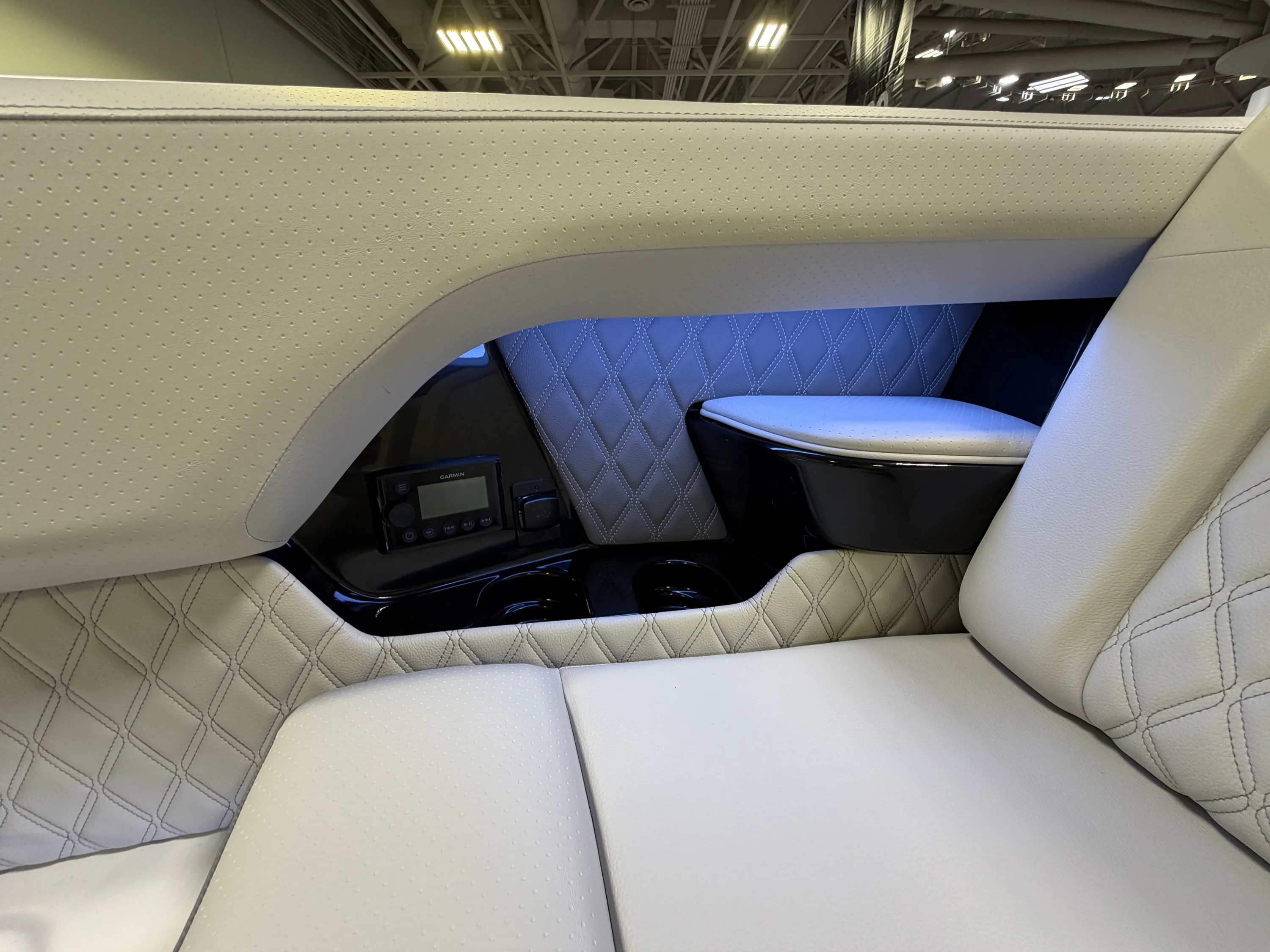 2026 Sea Ray SLX 400 Image Thumbnail #43