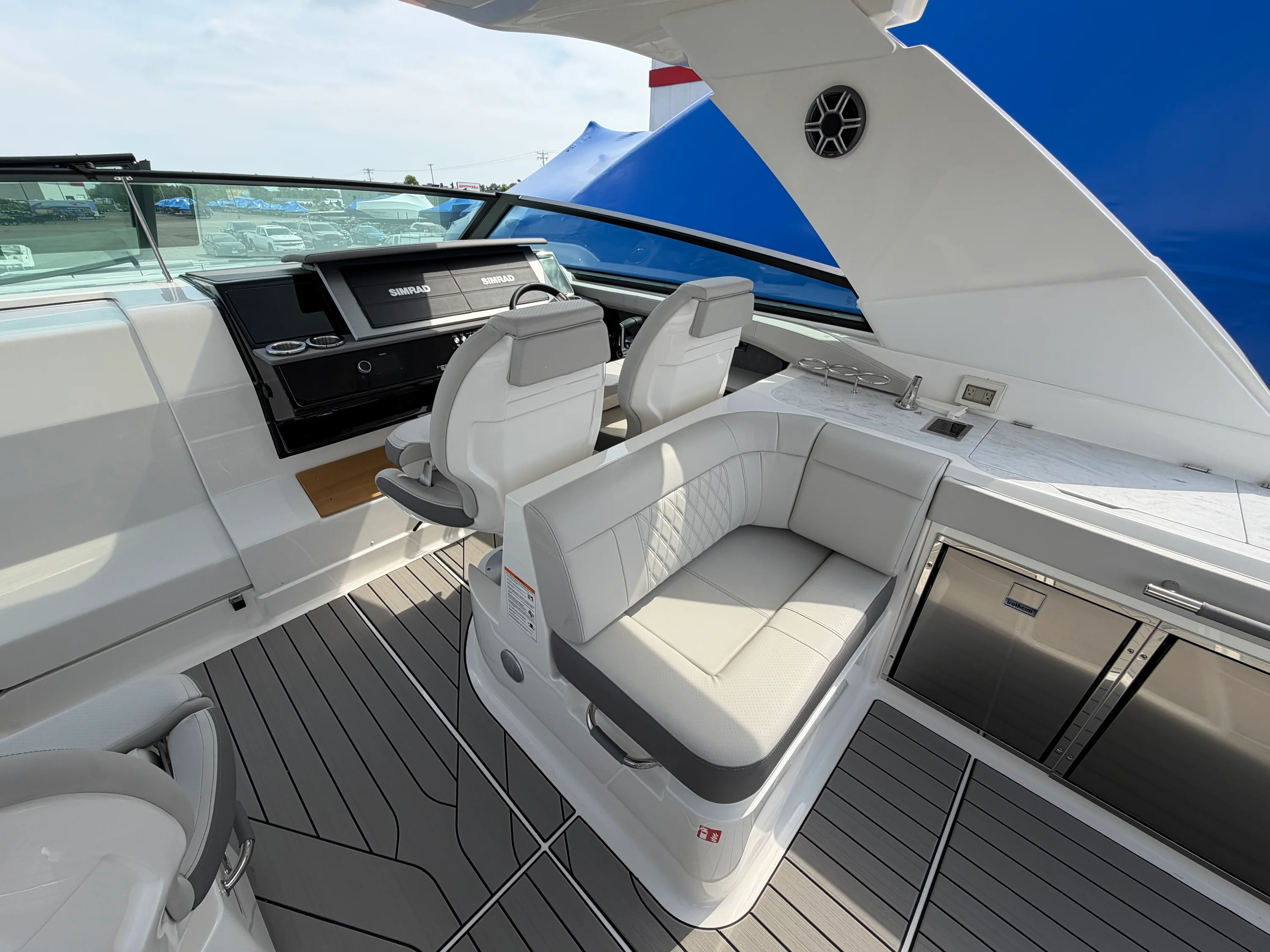 2026 Sea Ray SLX 400 Image Thumbnail #24
