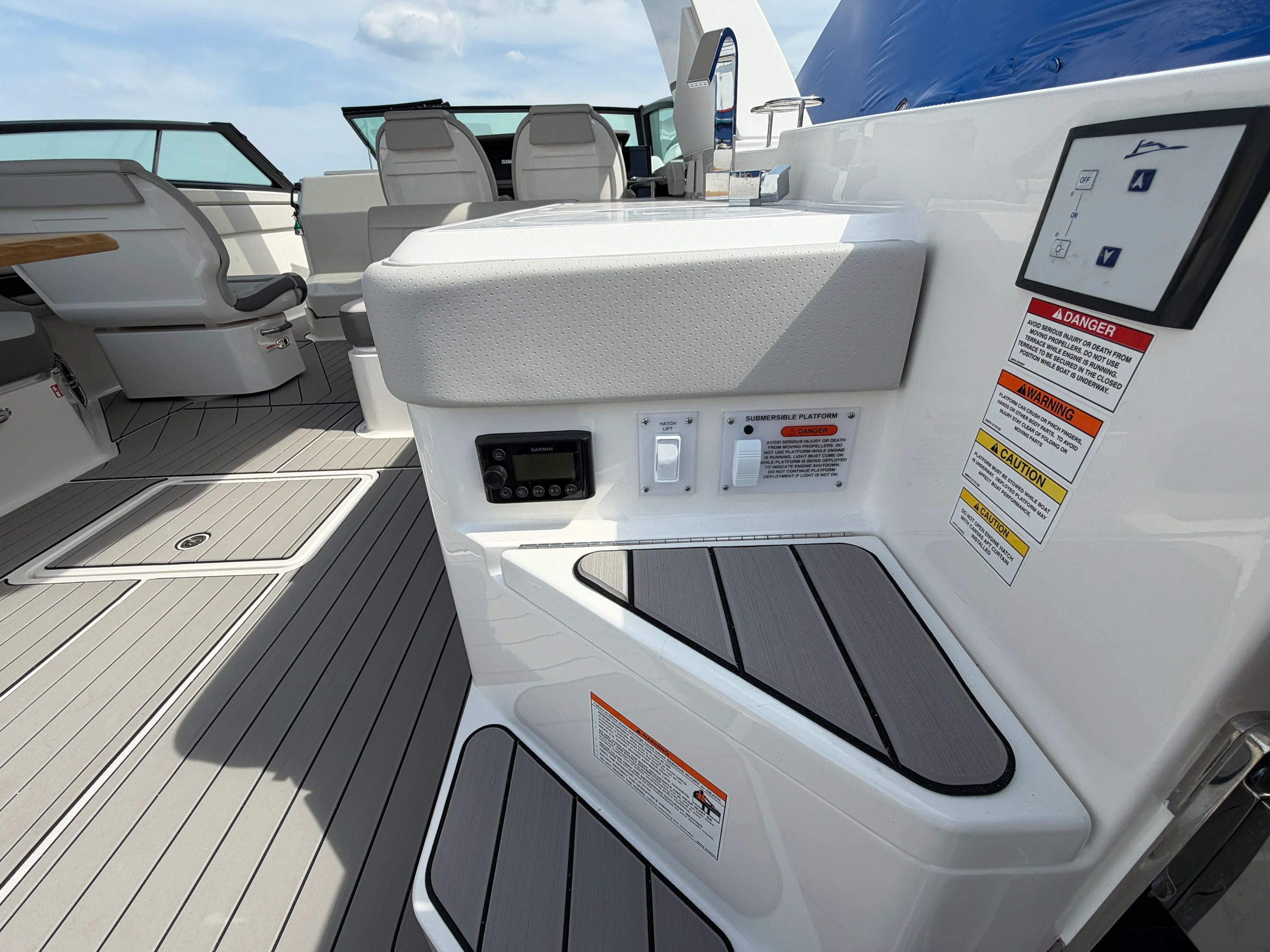 2026 Sea Ray SLX 400 Image Thumbnail #14