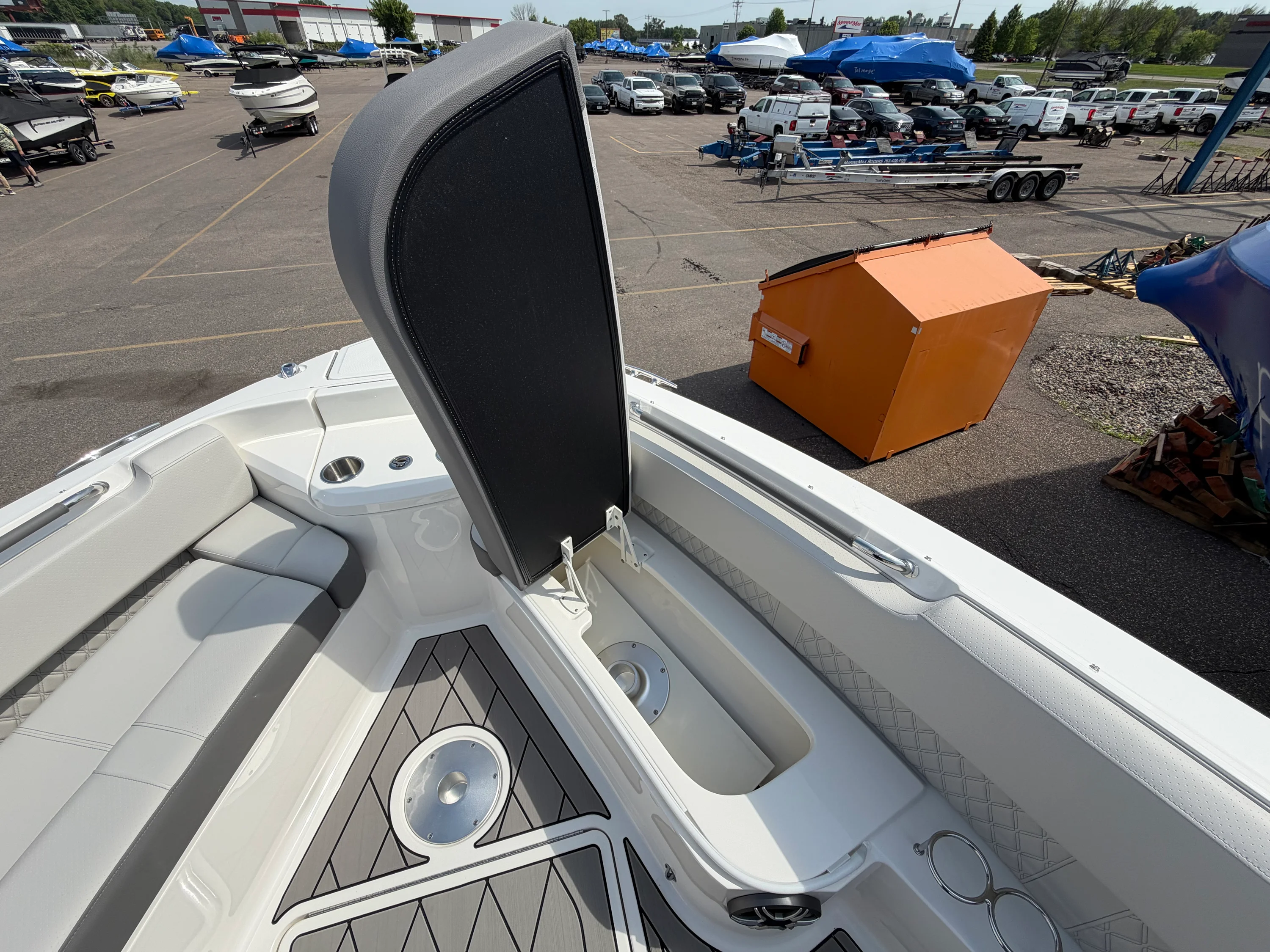 2026 Sea Ray SLX 400 Image Thumbnail #43