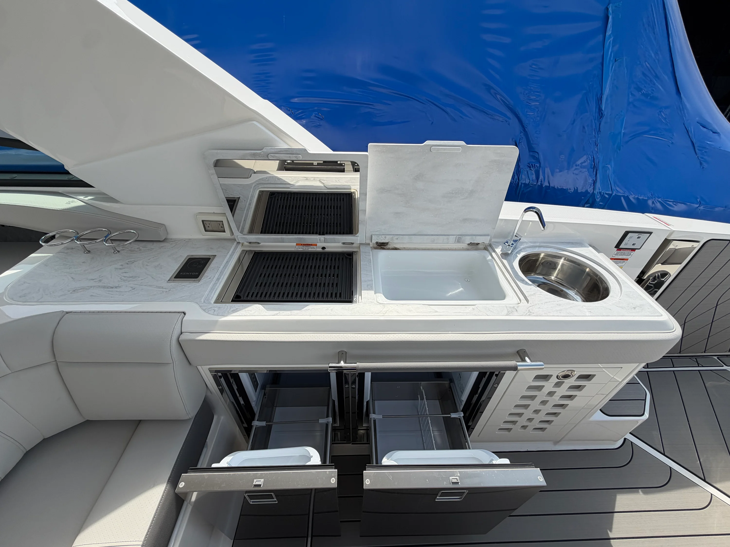 2026 Sea Ray SLX 400 Image Thumbnail #20