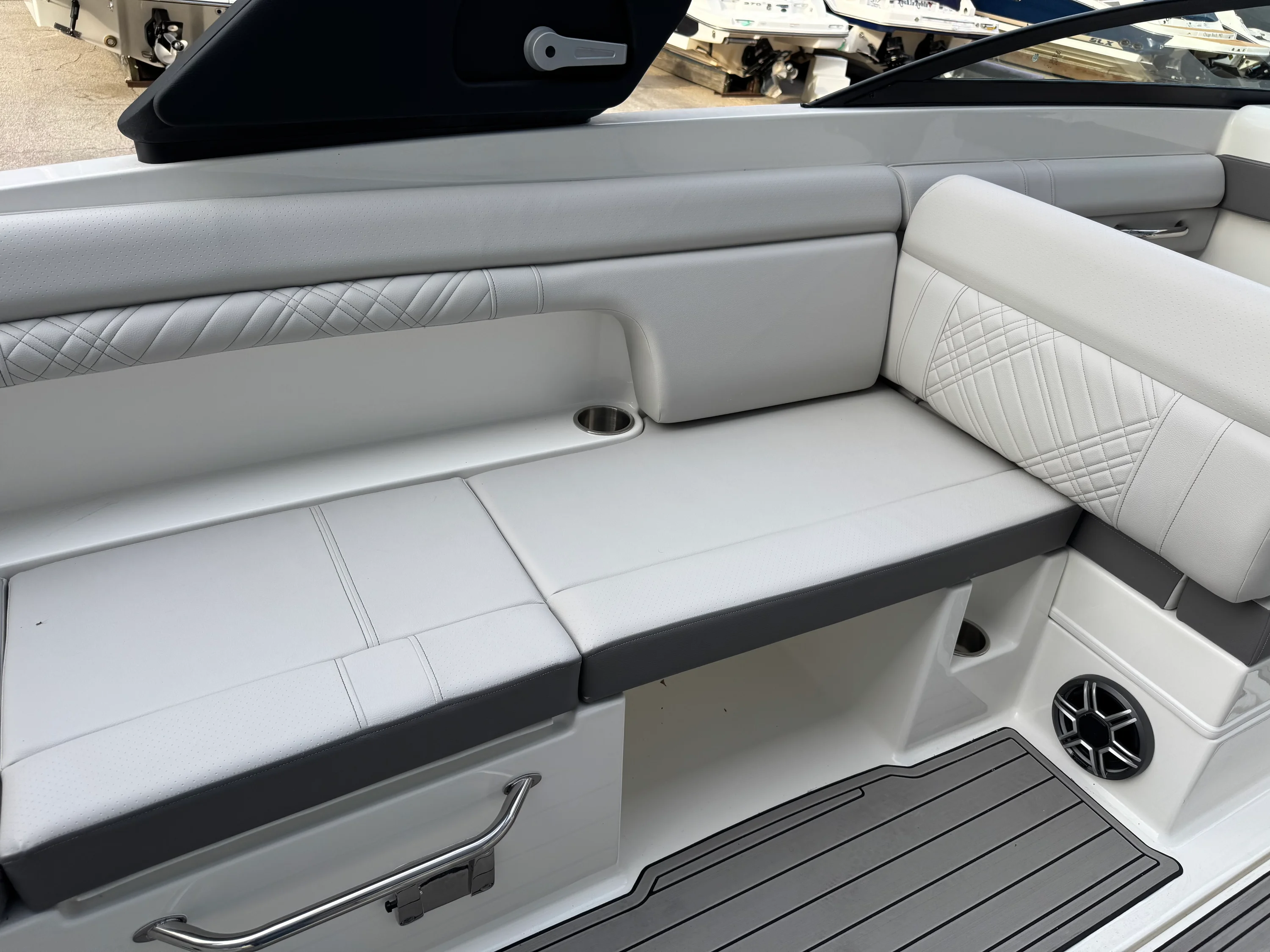 2026 Sea Ray SDX 290 Image Thumbnail #37