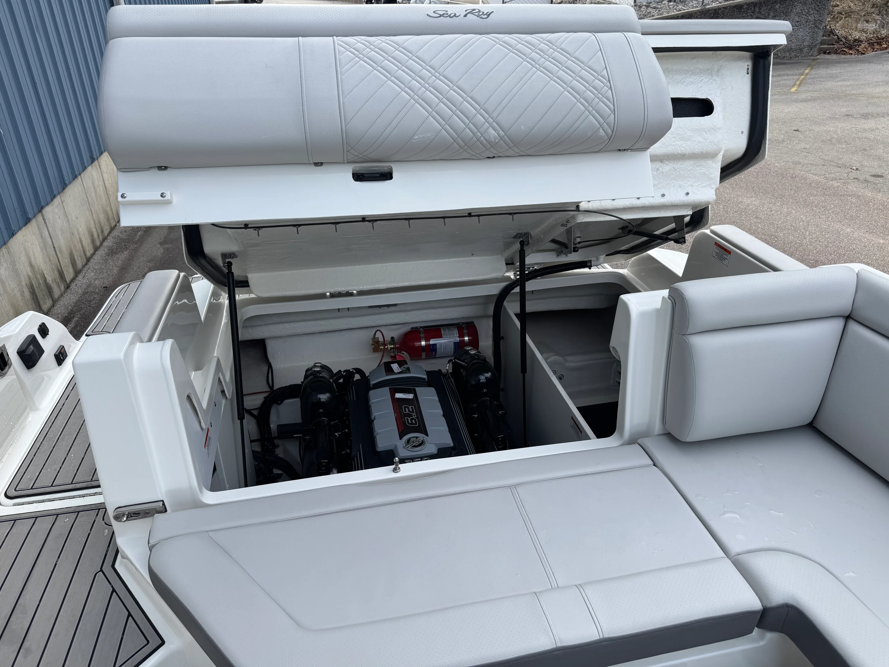 2026 Sea Ray SDX 290 Image Thumbnail #35