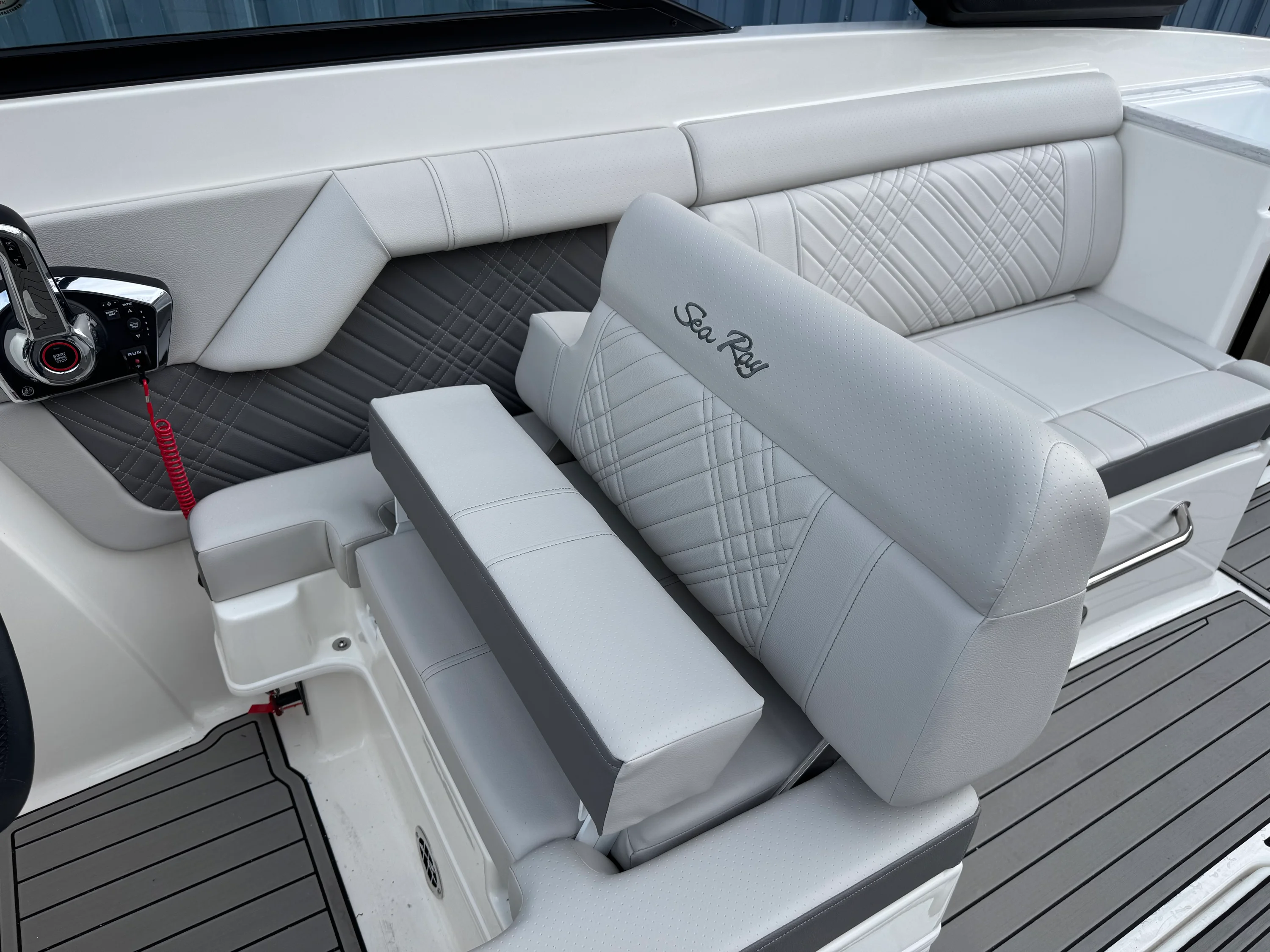 2026 Sea Ray SDX 290 Image Thumbnail #45