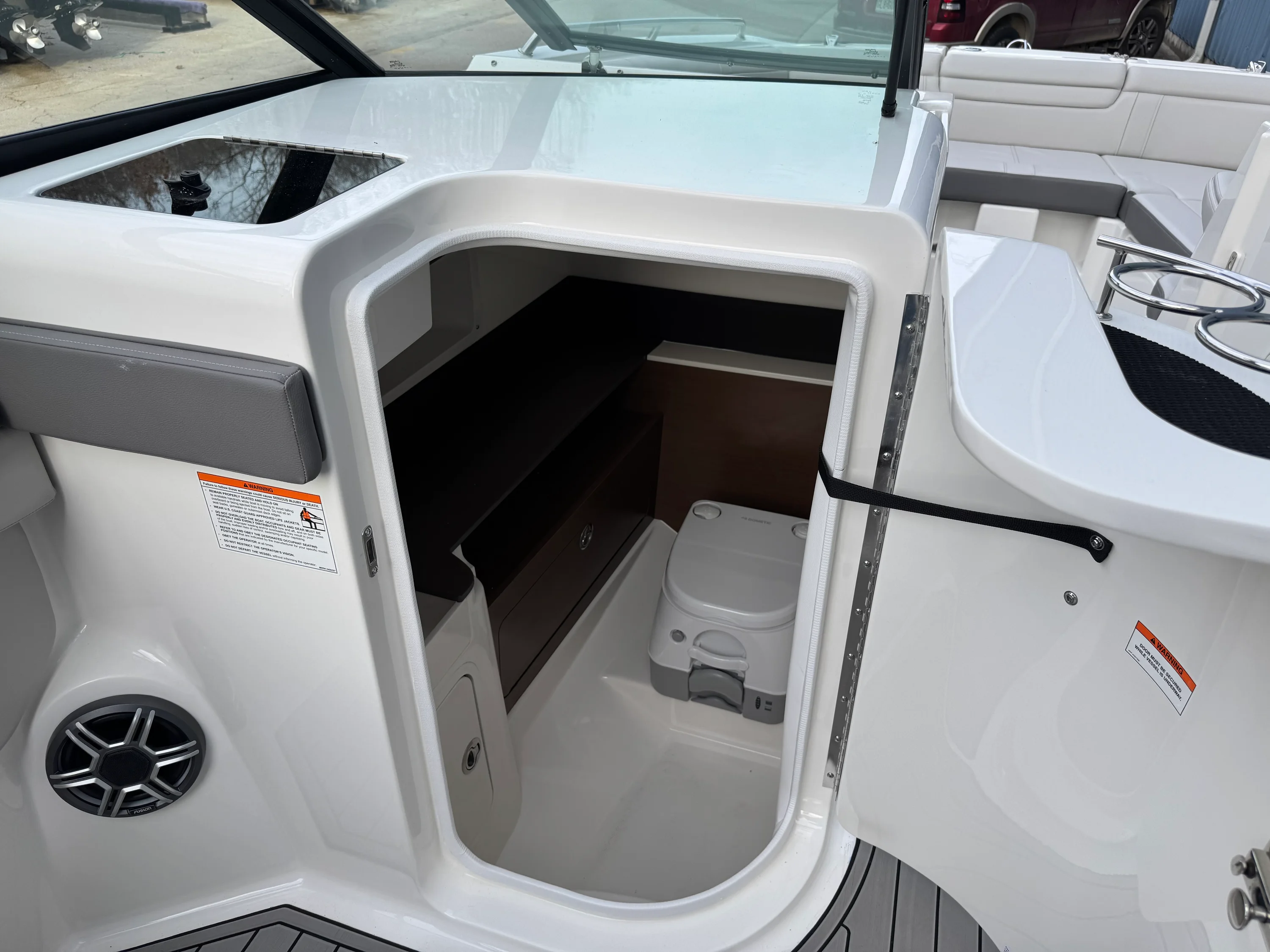 2026 Sea Ray SDX 290 Image Thumbnail #43