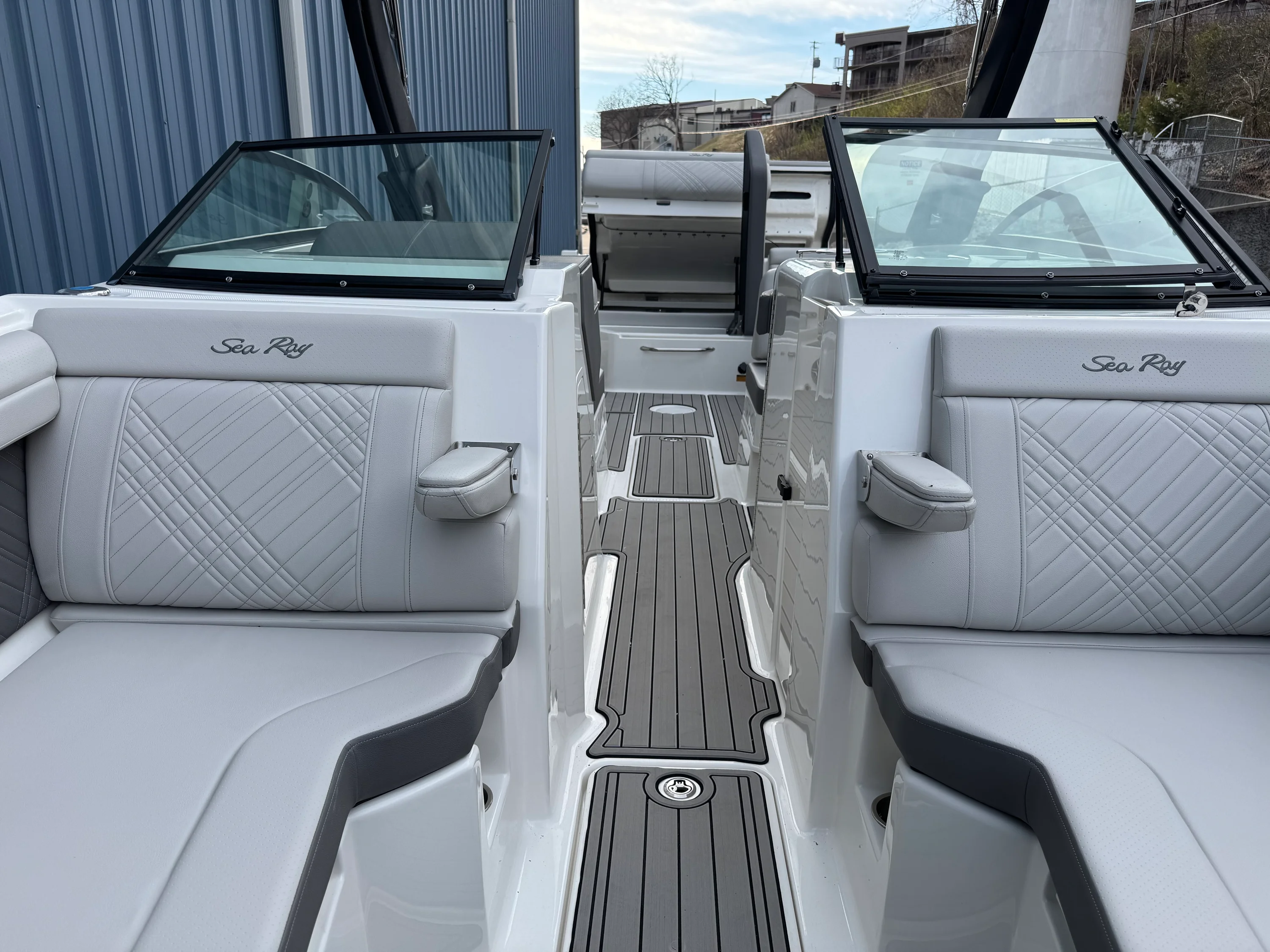 2026 Sea Ray SDX 290 Image Thumbnail #50