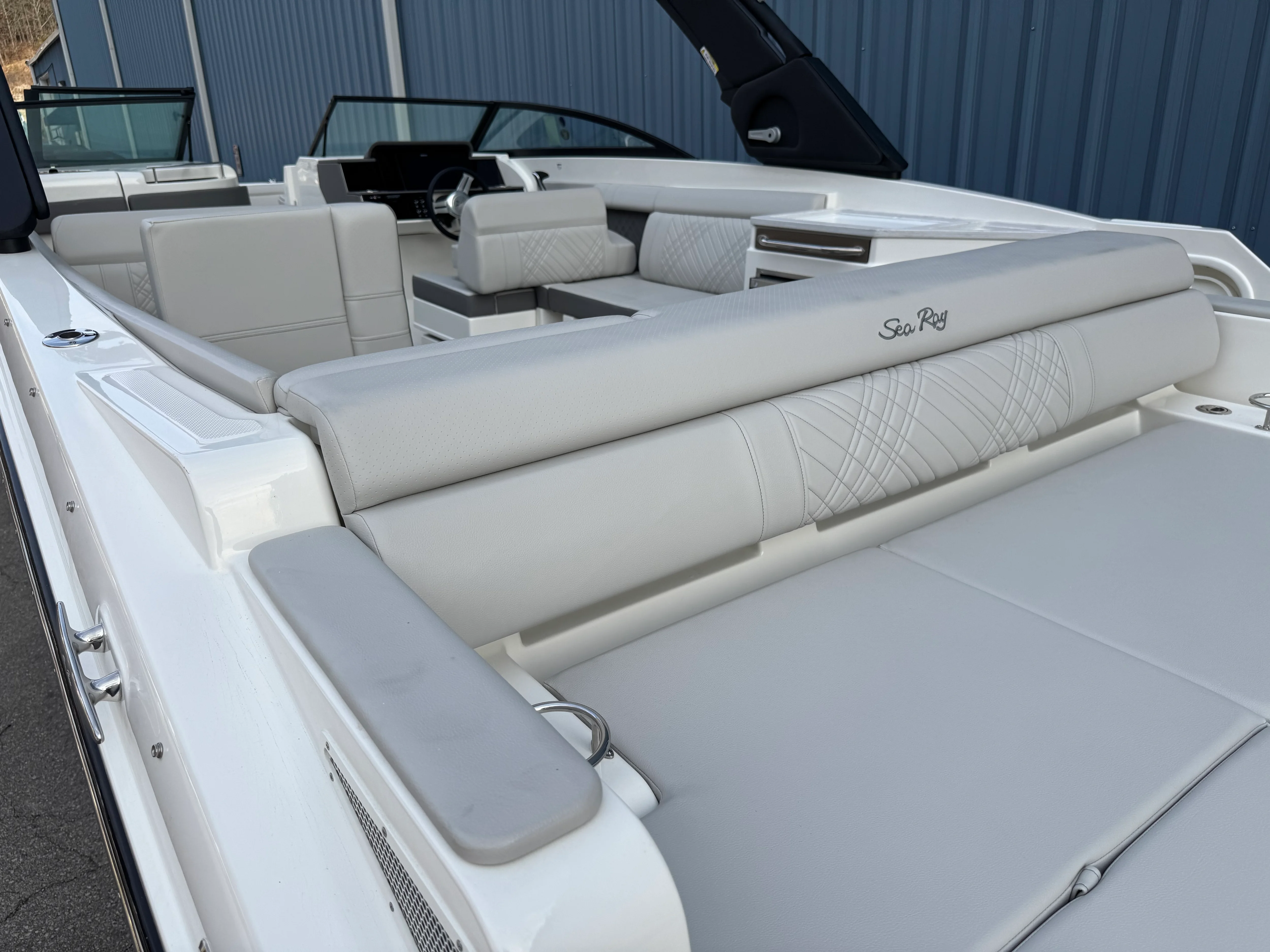 2026 Sea Ray SDX 290 Image Thumbnail #23