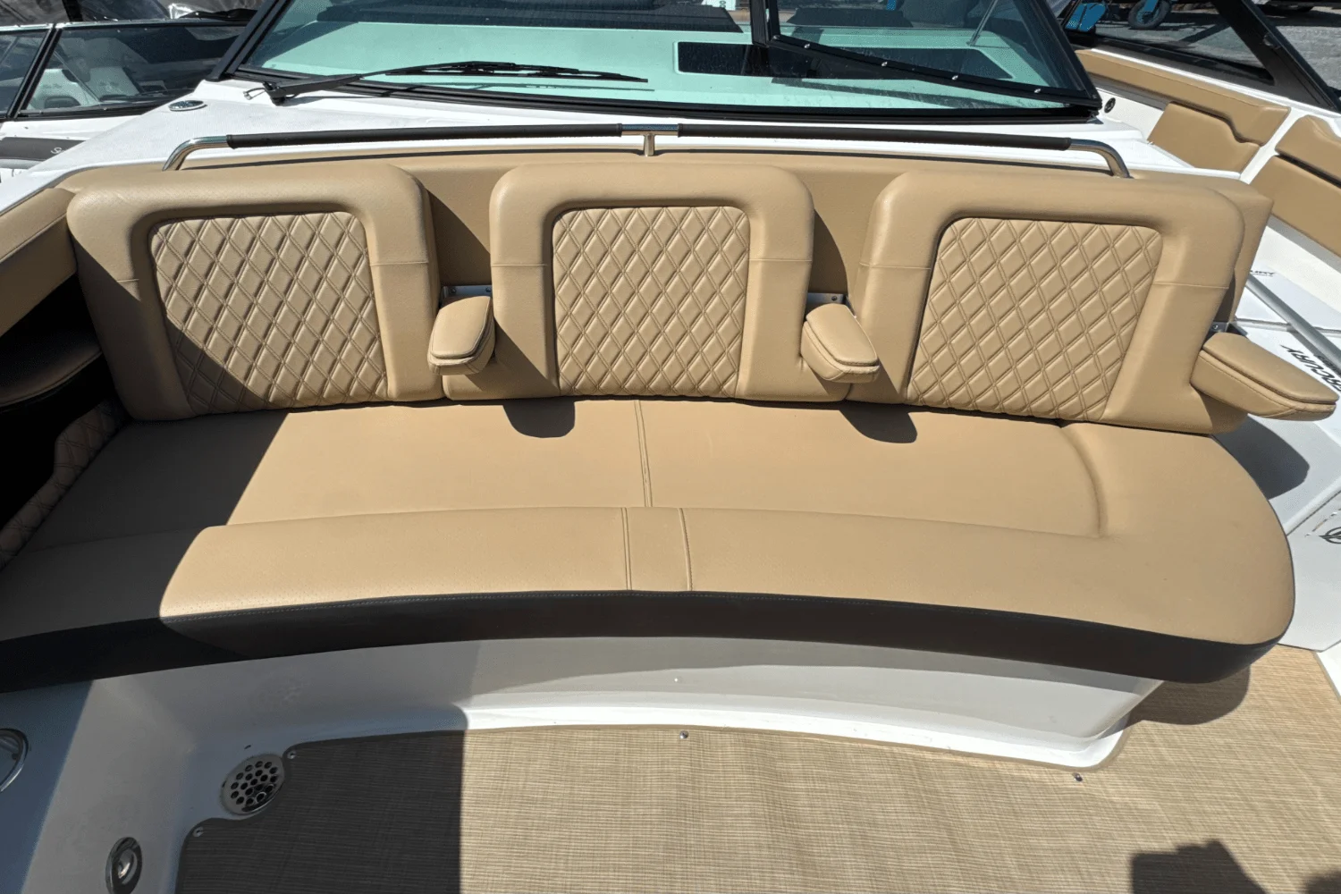 2026 Sea Ray SLX 400 Outboard Image Thumbnail #51