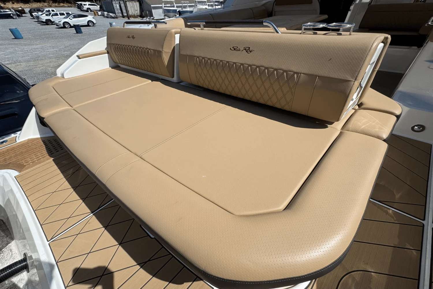 2026 Sea Ray SLX 400 Outboard Image Thumbnail #8