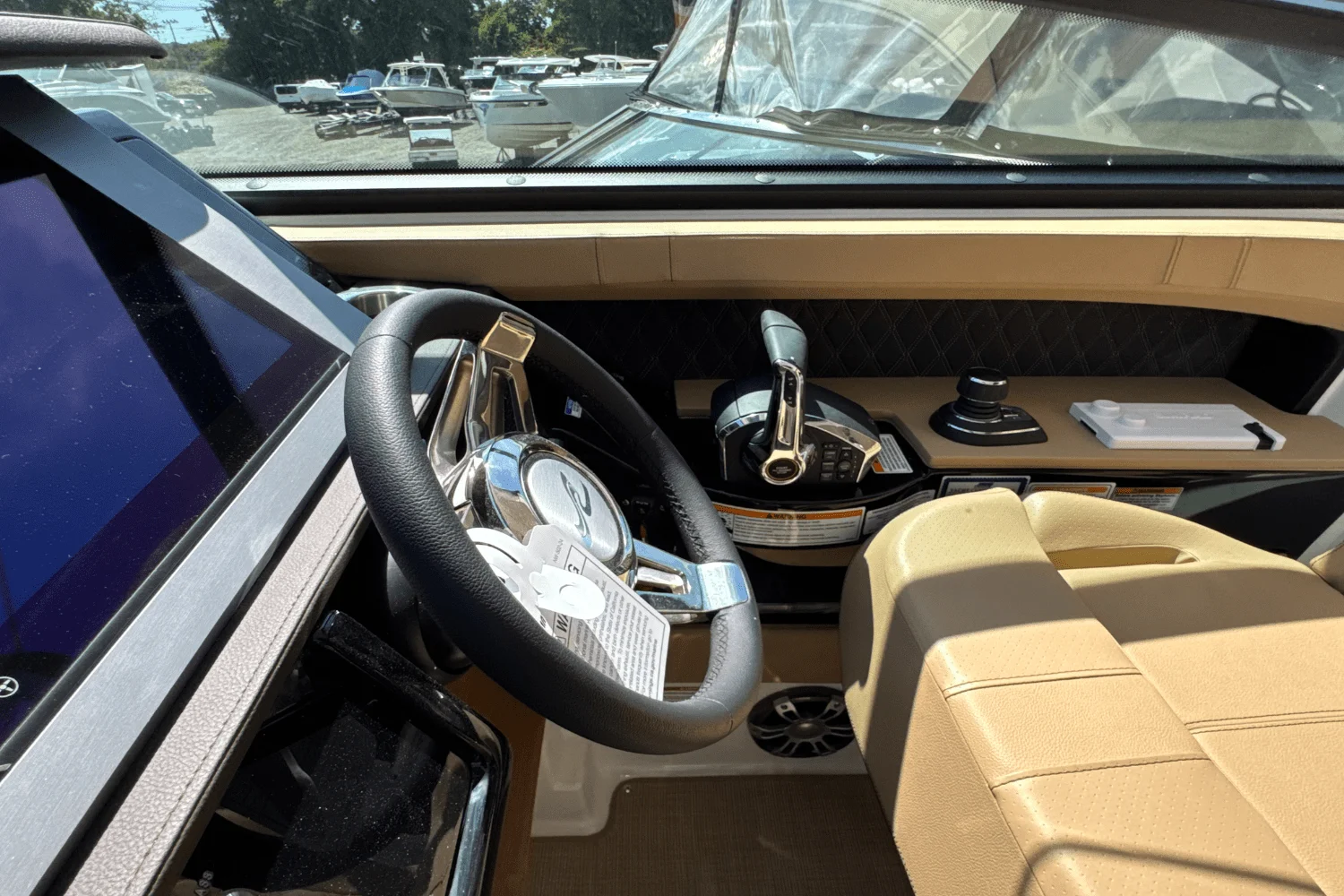 2026 Sea Ray SLX 400 Outboard Image Thumbnail #27