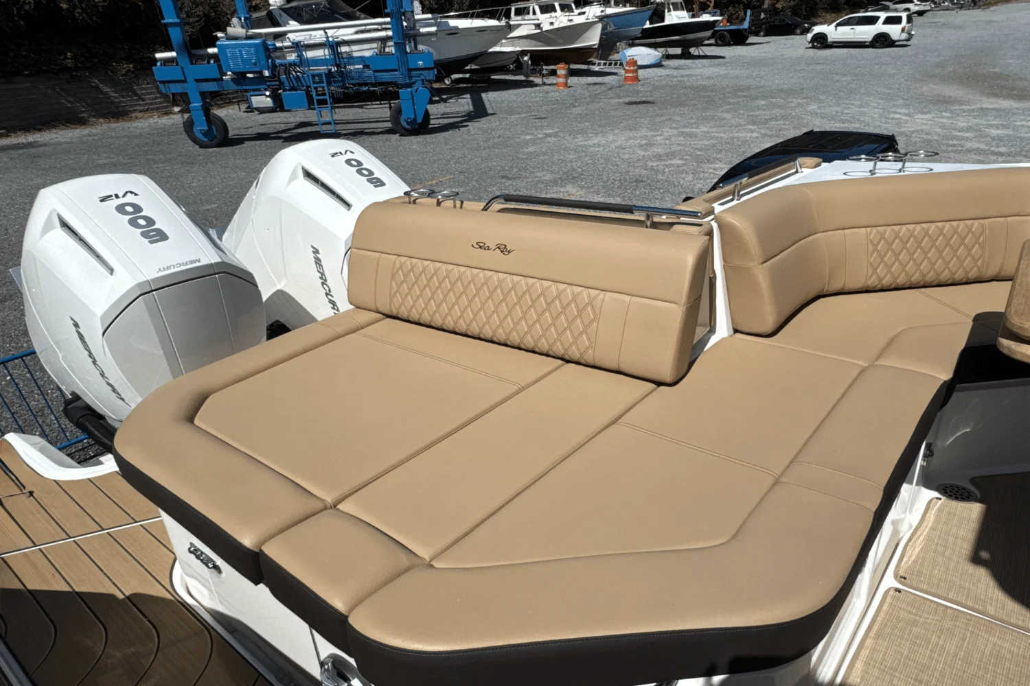 2026 Sea Ray SLX 400 Outboard Image Thumbnail #4